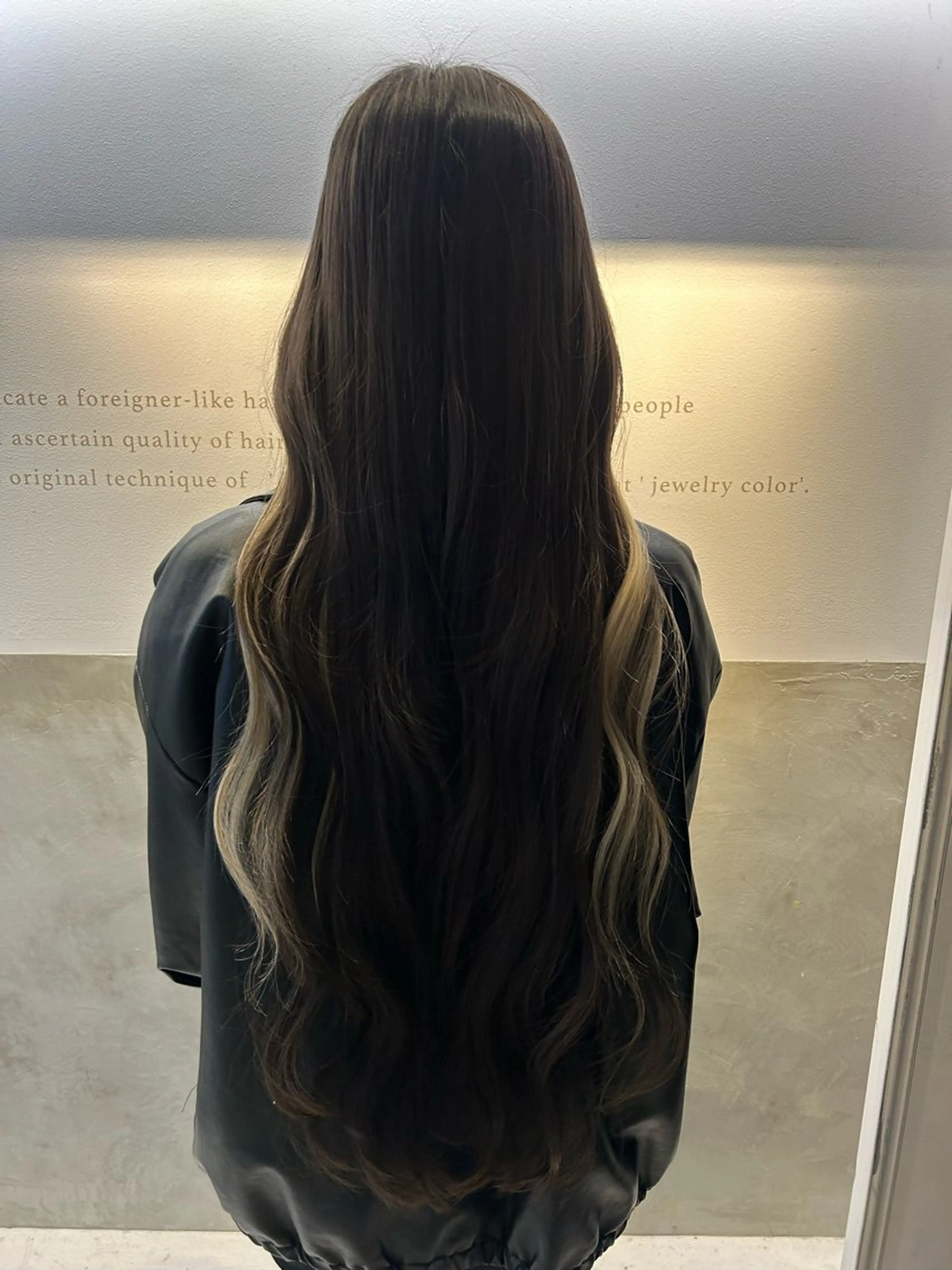 ロング カラー ブリーチ インナーカラー ヘアカラー 【 ViVIE 】 とものその他イメージ