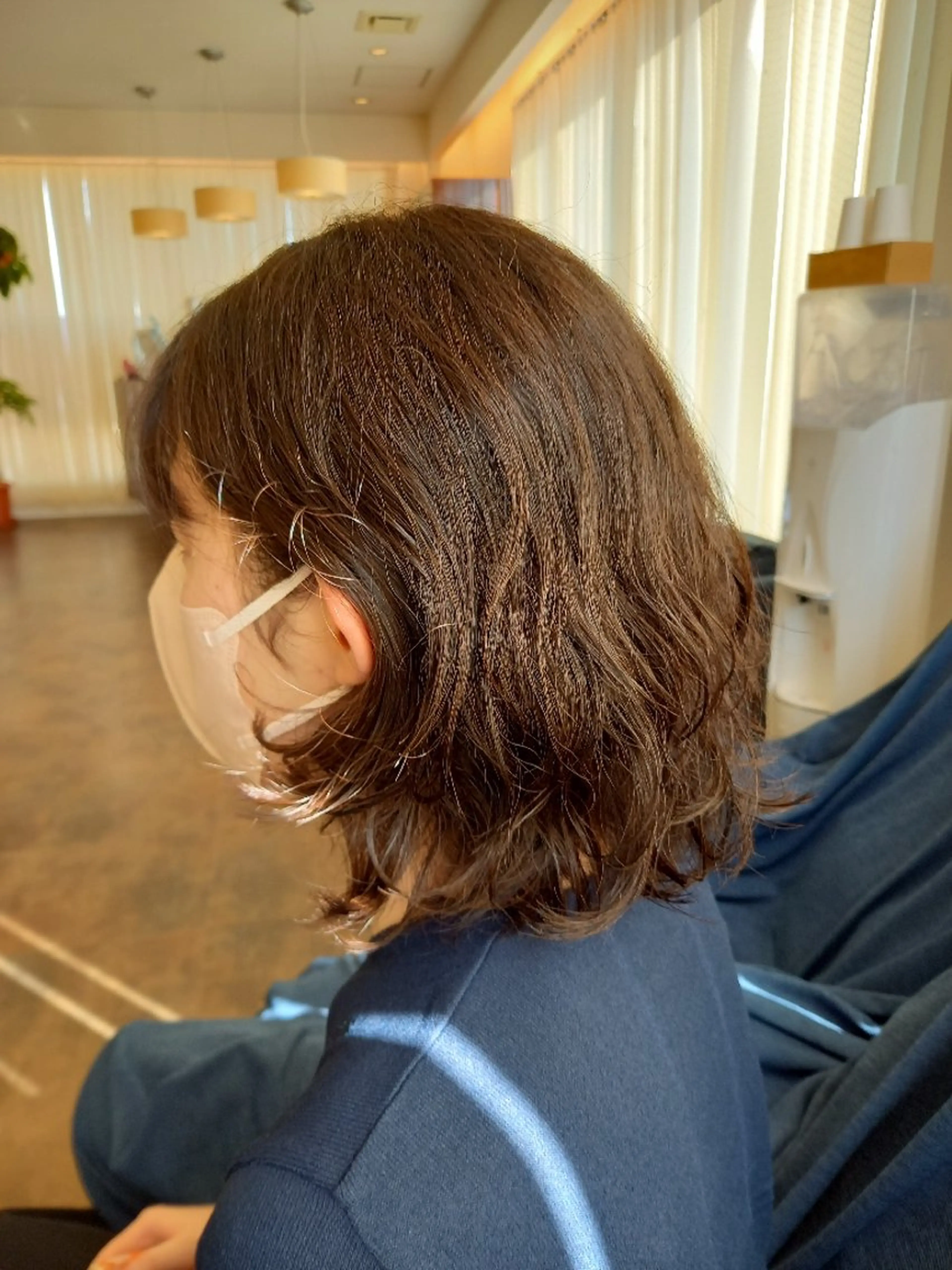 ミディアム ボブ くせ毛 飯田・髪質改善縮毛矯 正・カラー・パーマのヘアスタイル