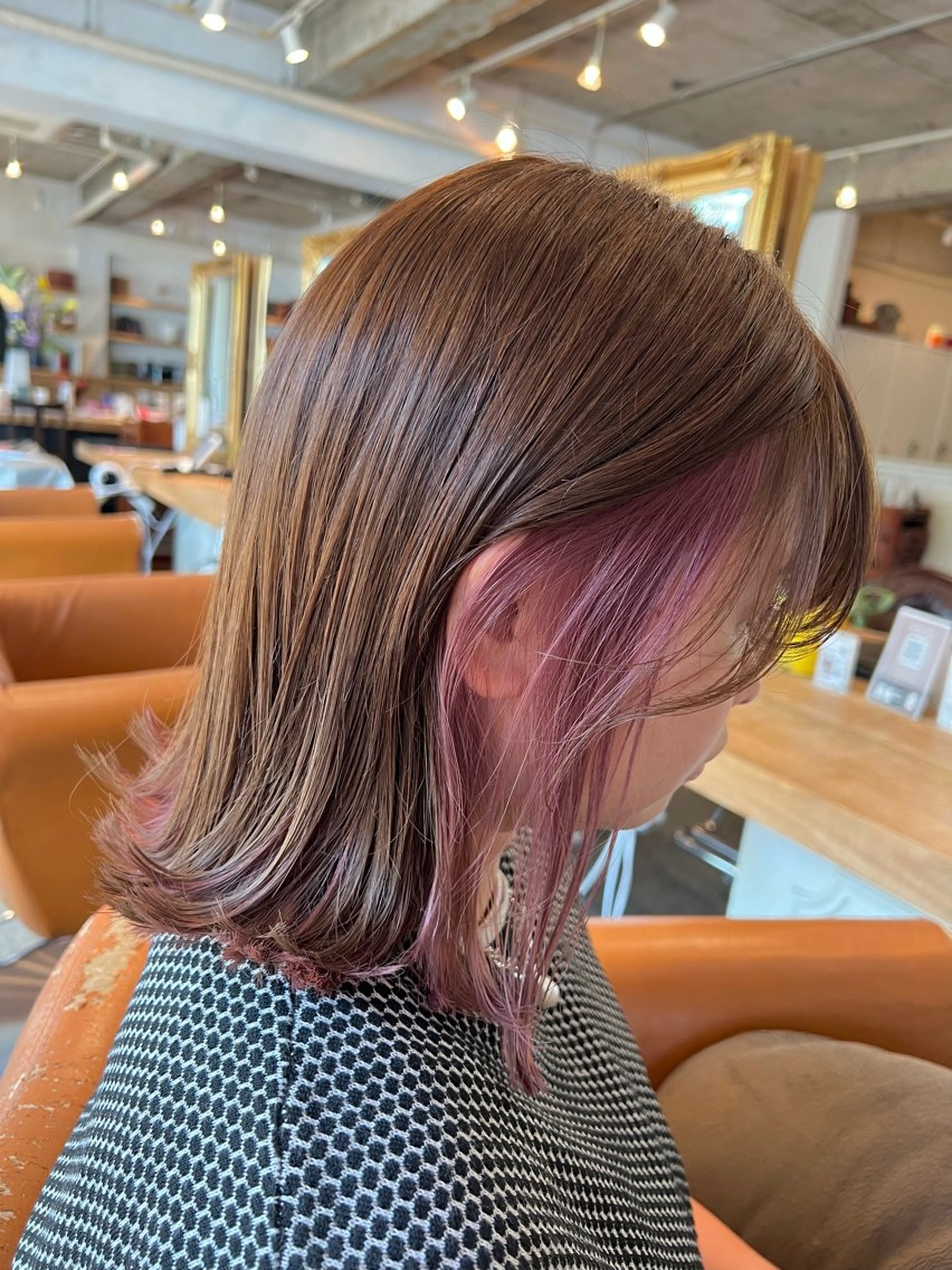 ショート カラー ブリーチ インナーカラー ラベンダーカラー ラベンダーピンク ピンクカラー カット ヘアカラー トリートメント ハイライト/インナー /ブリーチ/レイヤーのヘアスタイル