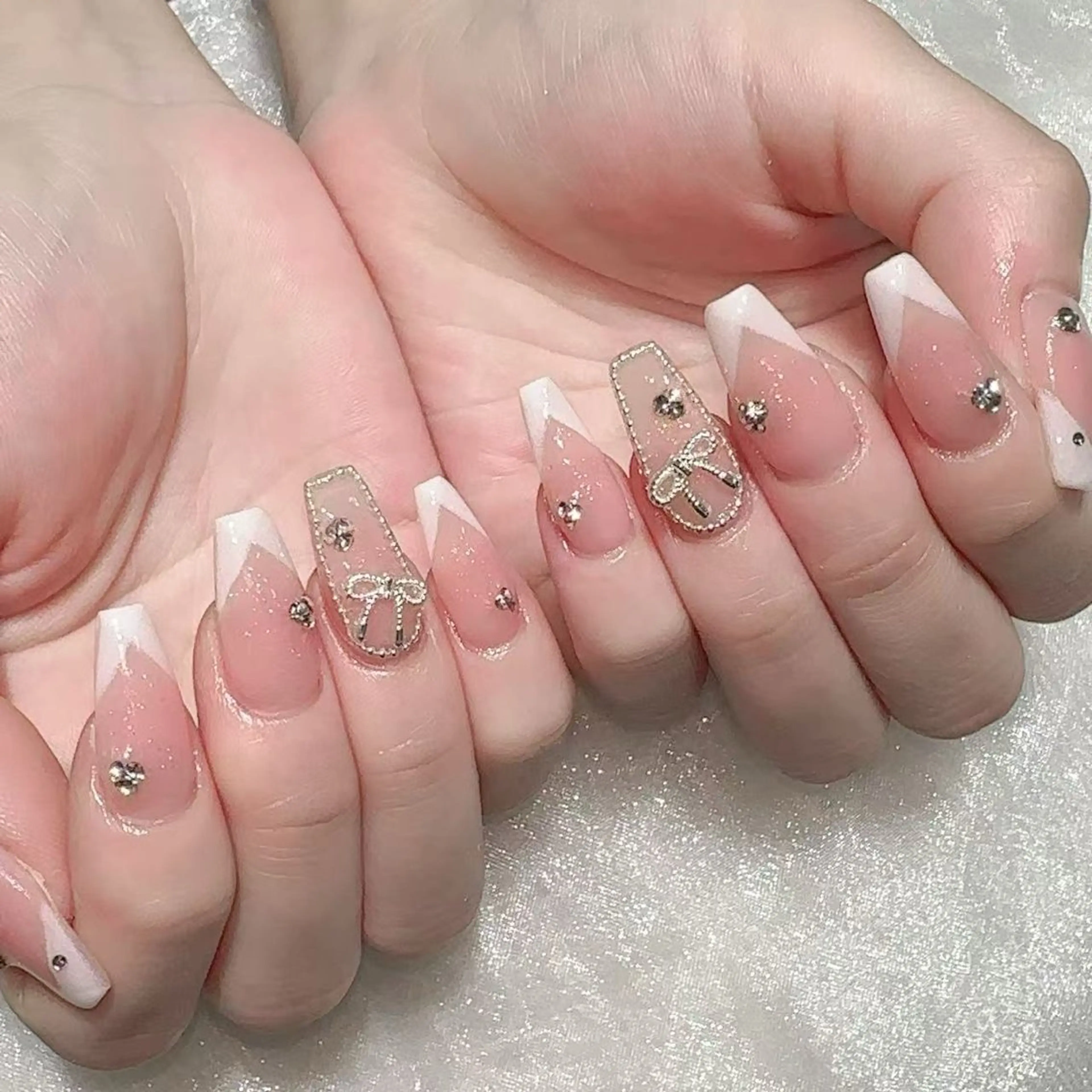 ネイル ハンドネイル Queens マオのネイルデザイン