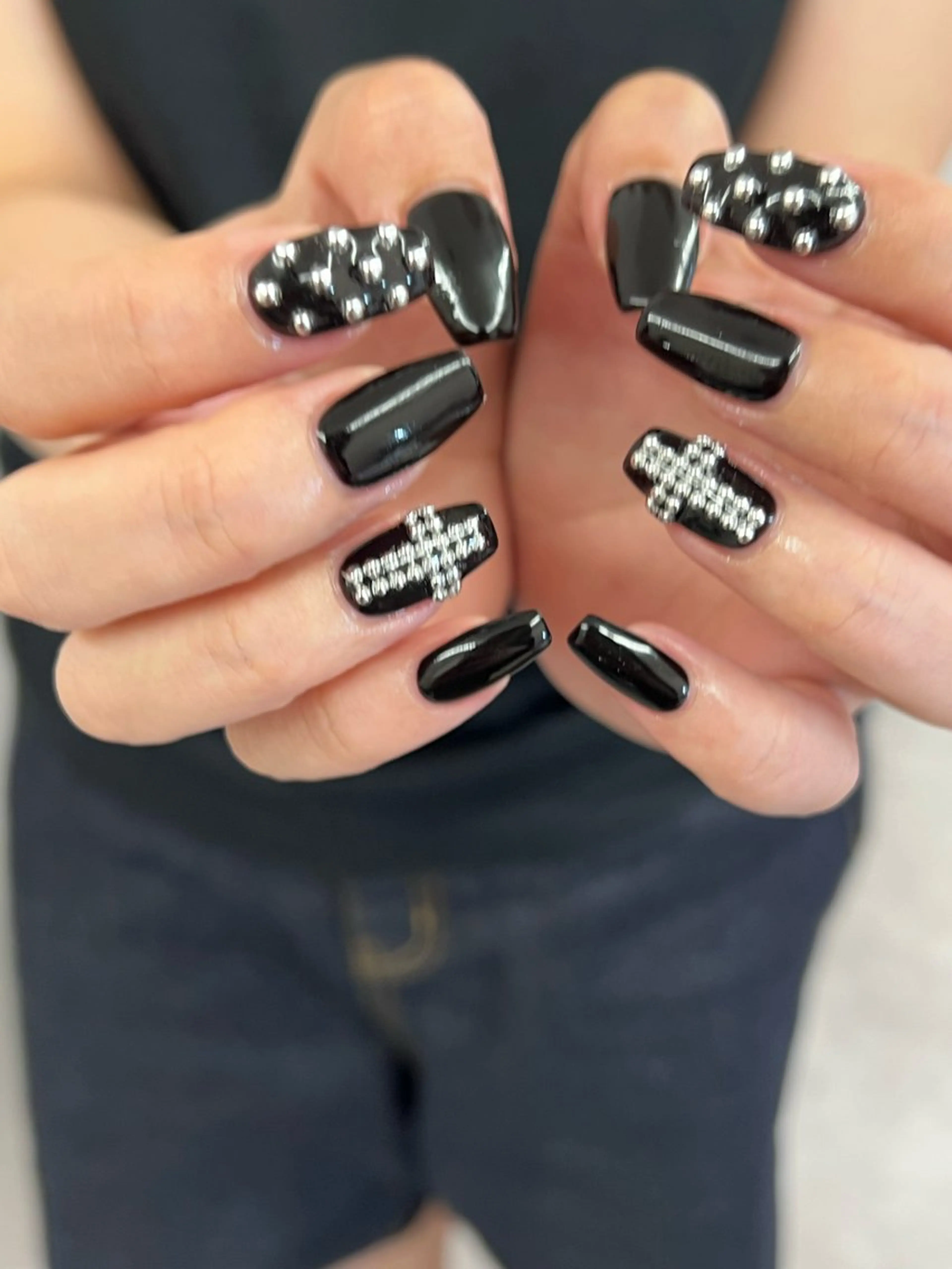 ネイル ジェルネイル マグネットネイル ニュアンスネイル パラジェル リボン ハンドネイル ハンドケア Bana_ Nailのネイルデザイン