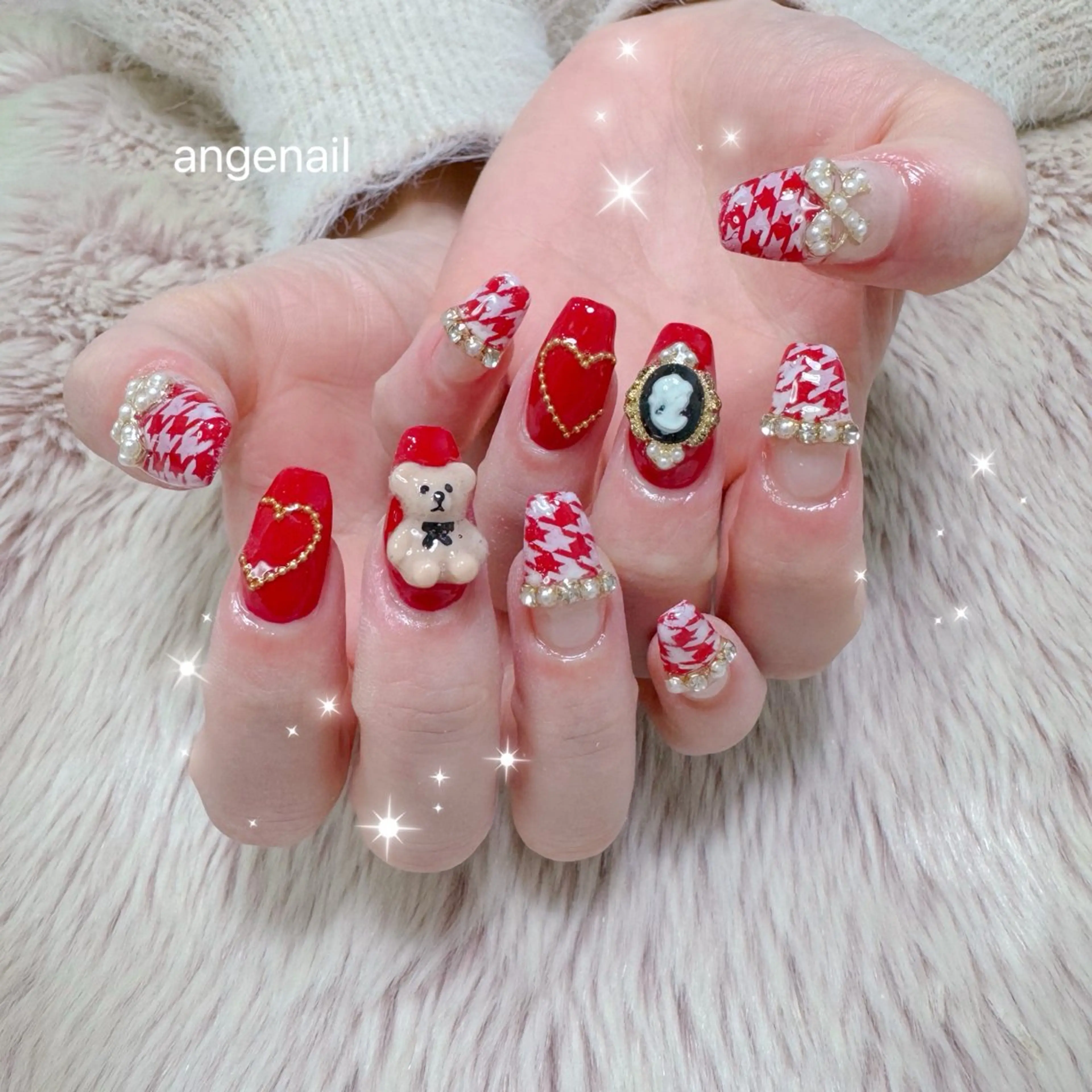 ネイル ハンドネイル オーナーネイリスト MAKIのネイルデザイン