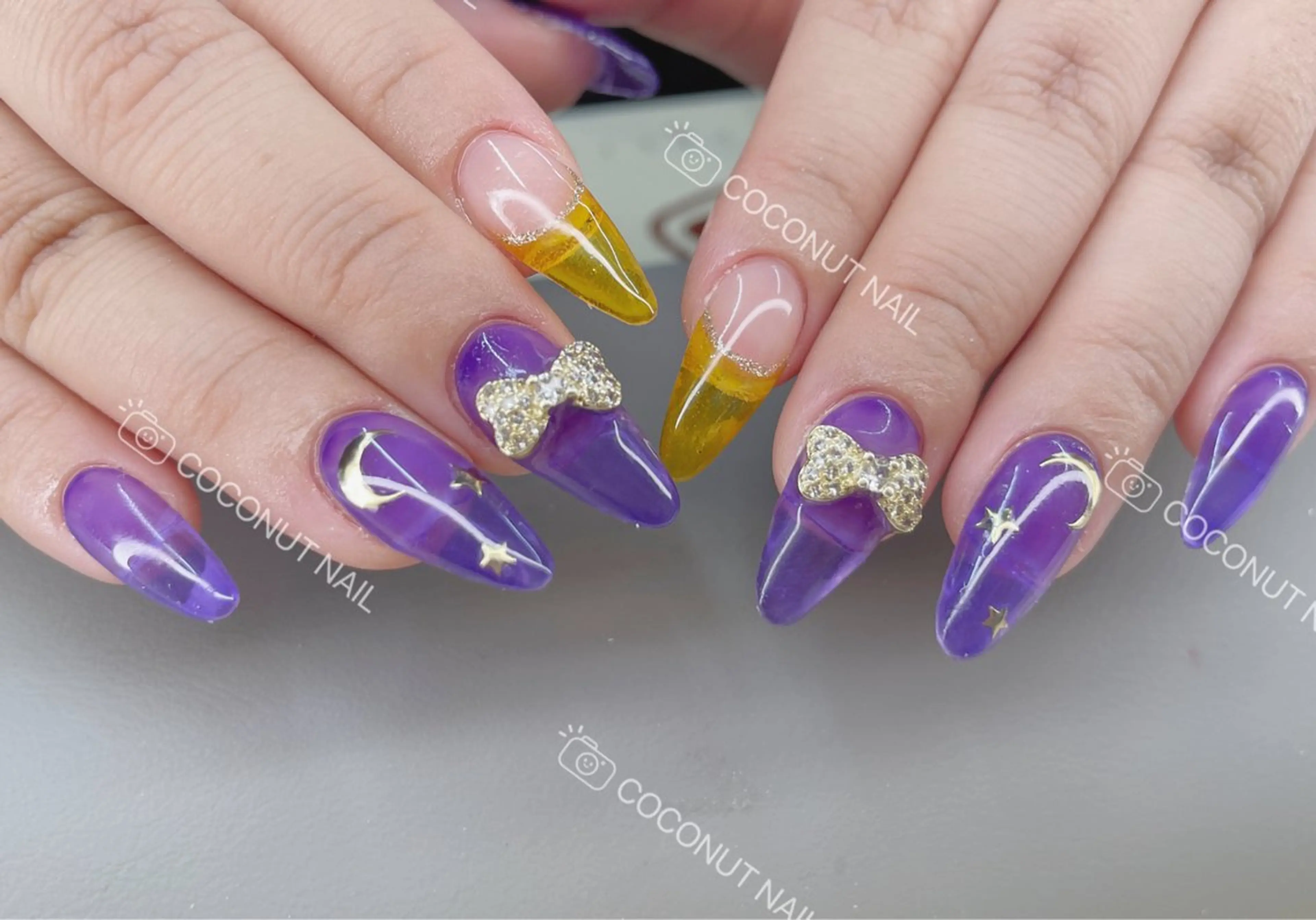 ネイル ワンカラーネイル ハンドネイル 神田 ココナッツのネイルデザイン