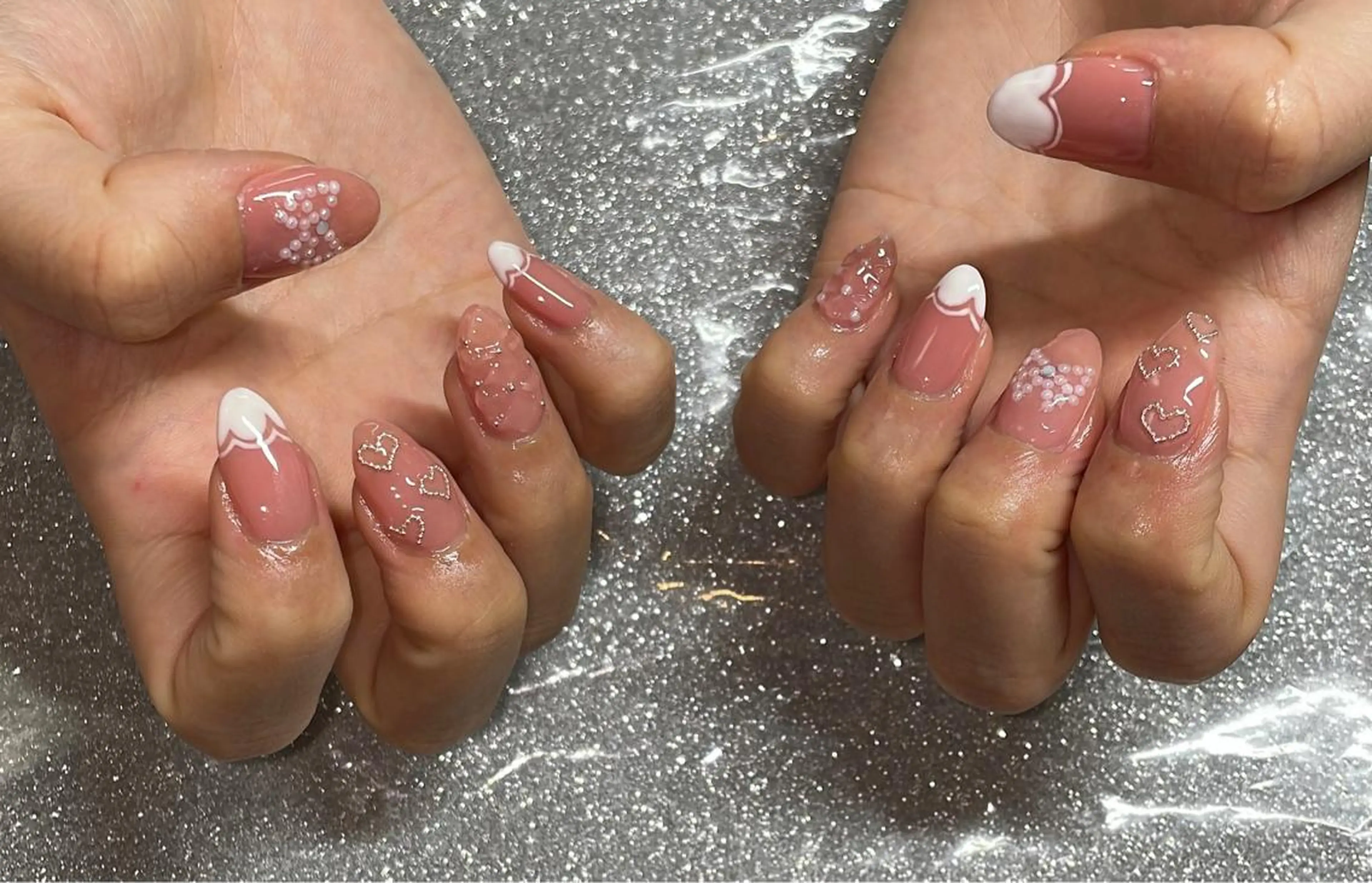 ネイル ハンドネイル VIERU 🌈🎀💖のネイルデザイン