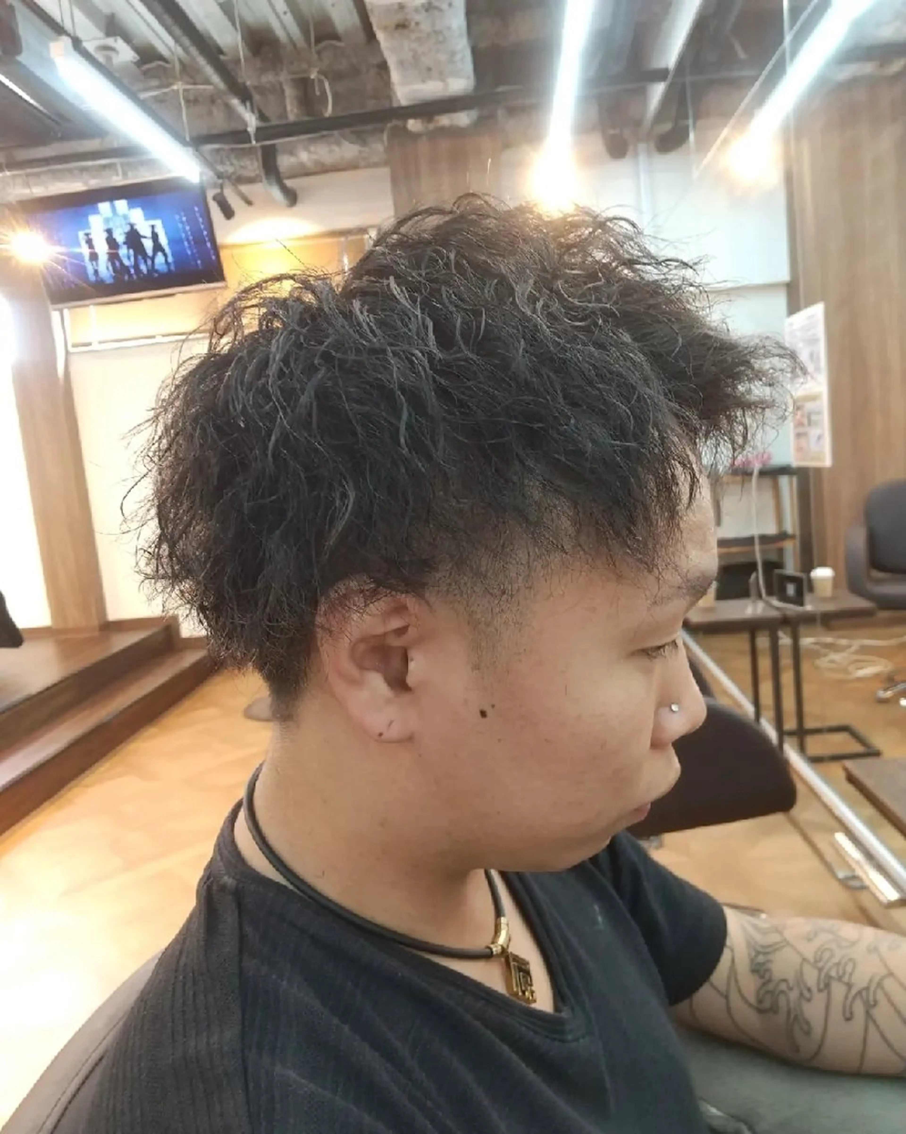 メンズ パーマ メンズハイライト 久村 奈菜のヘアスタイル