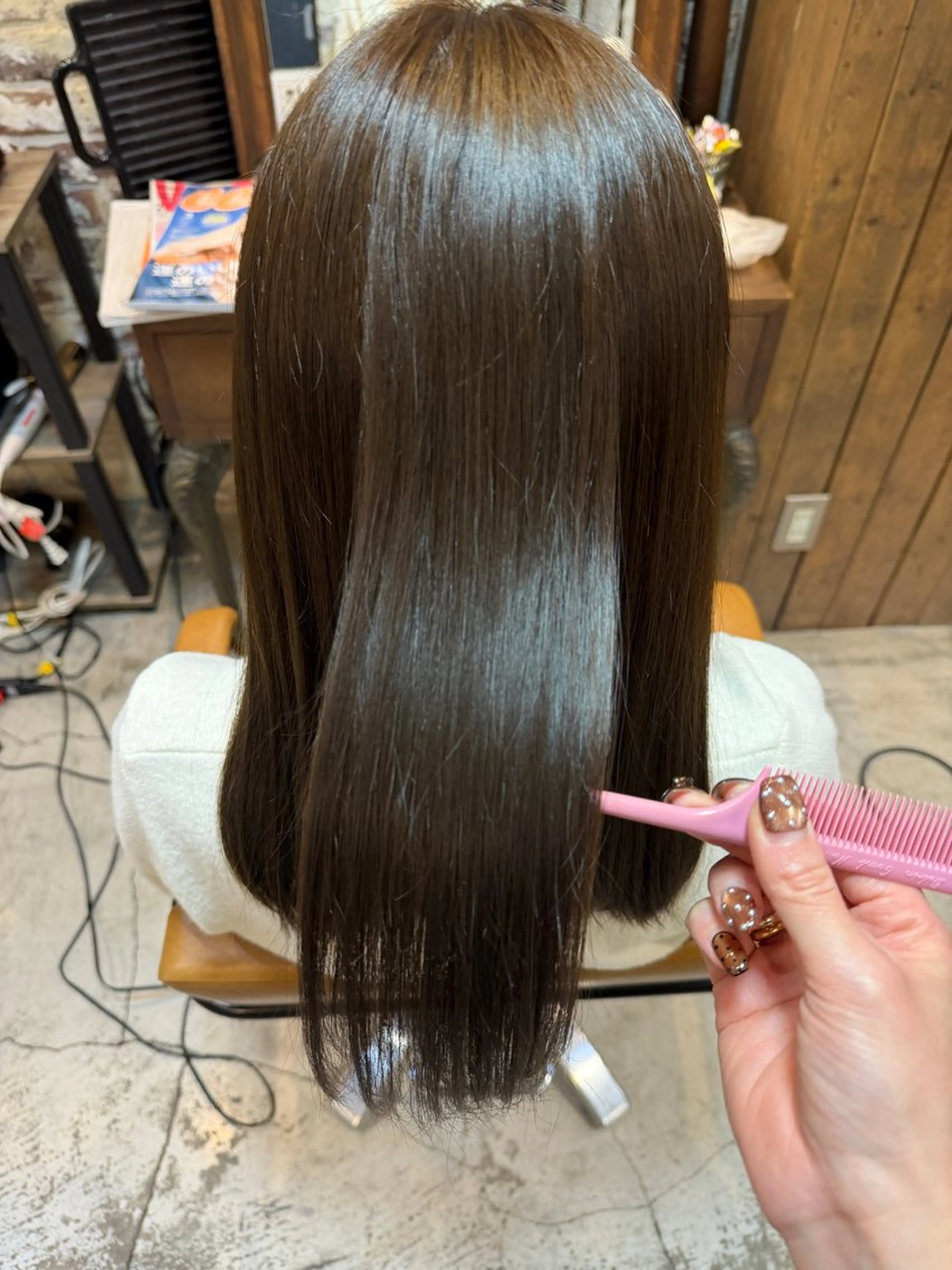 ミディアム カラー 透明感カラー グレージュ オリーブグレージュ オリーブグレー 髪質改善 カット ヘアカラー トリートメント 七井 香奈 (なないかな)のヘアスタイル