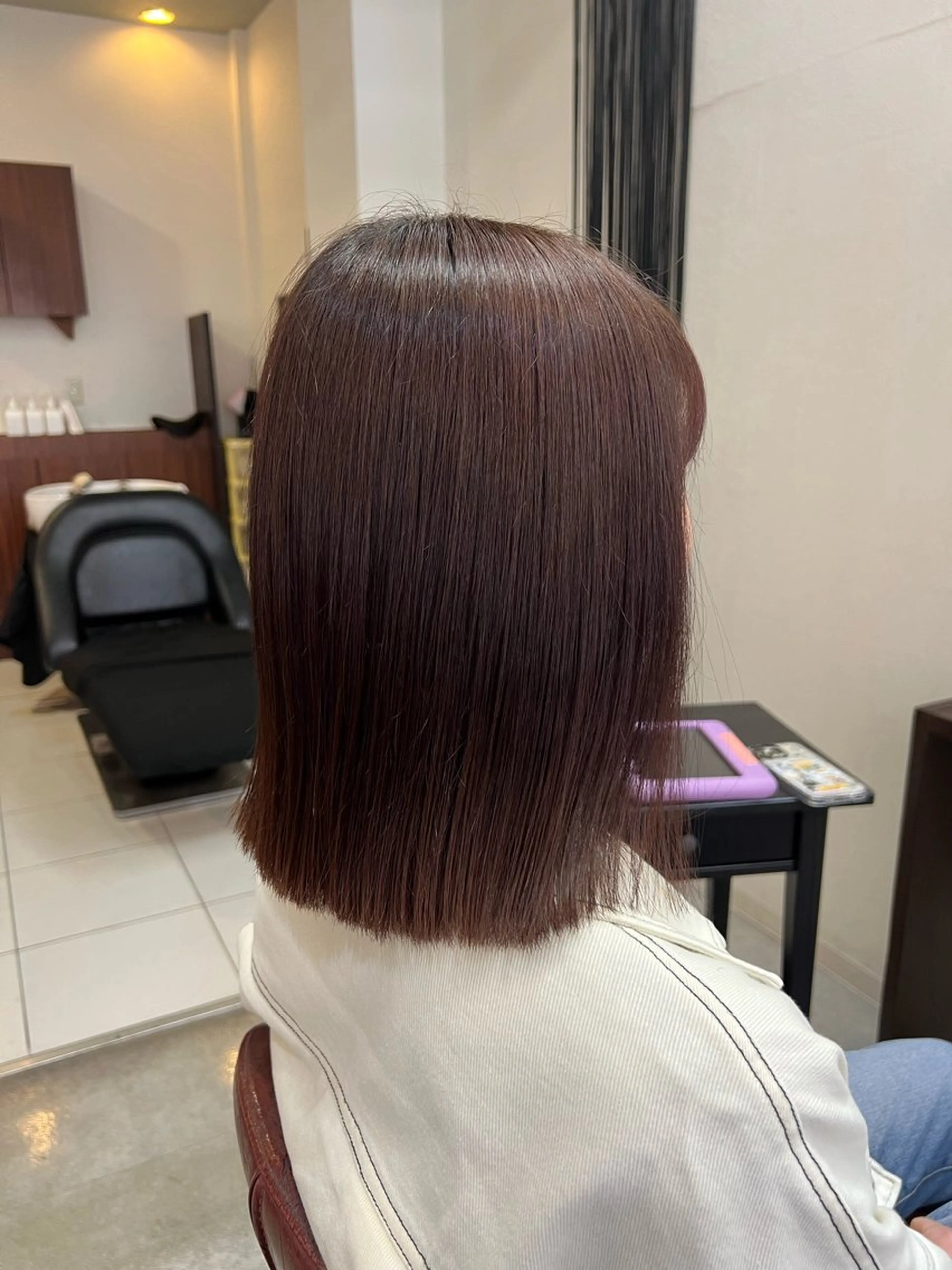 ミディアム カラー ベージュカラー カット ヘアカラー トリートメント 松山 優里のヘアスタイル