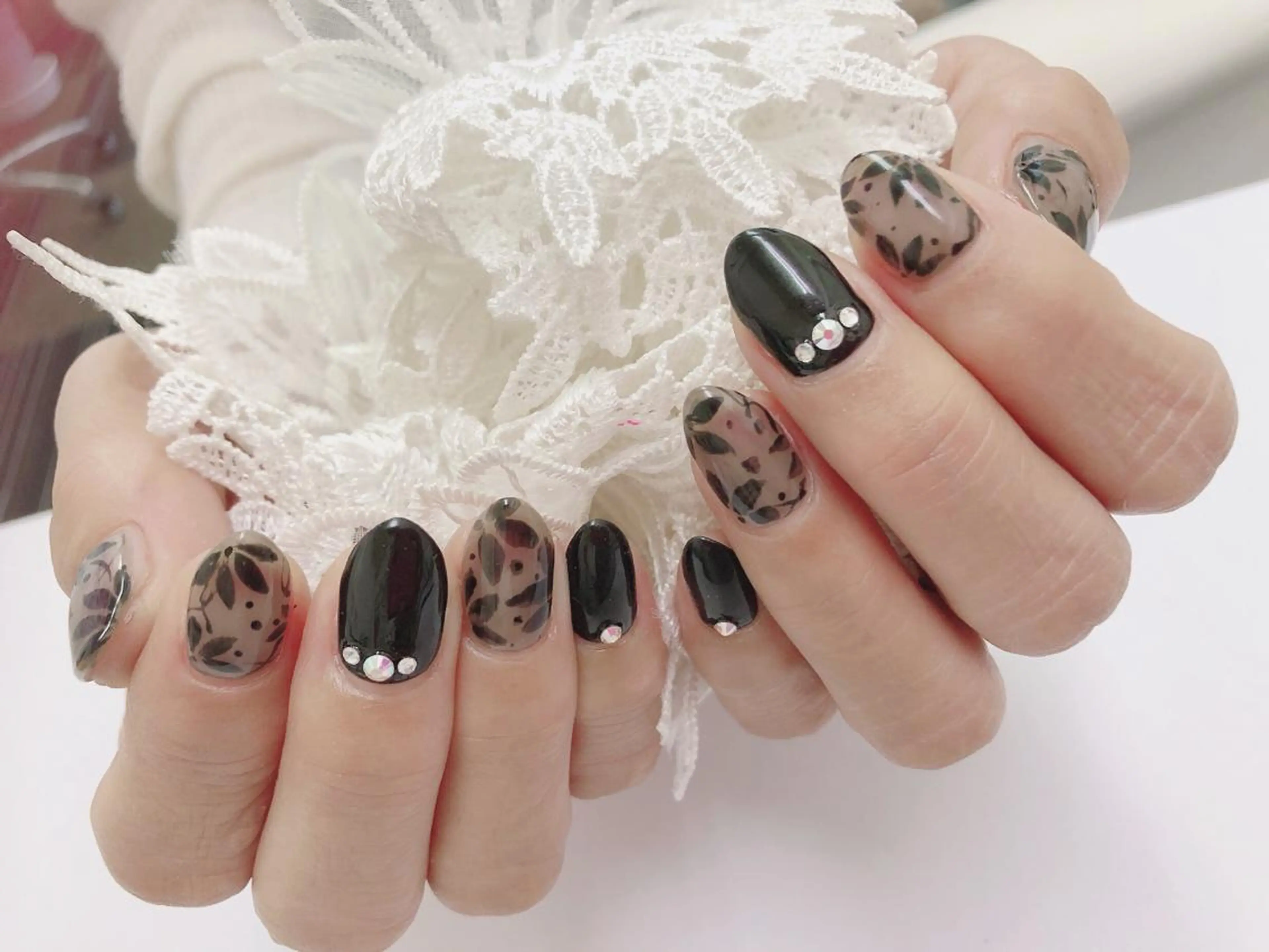 ネイル Flowerネイルサロン所属・. yukiのネイルデザイン