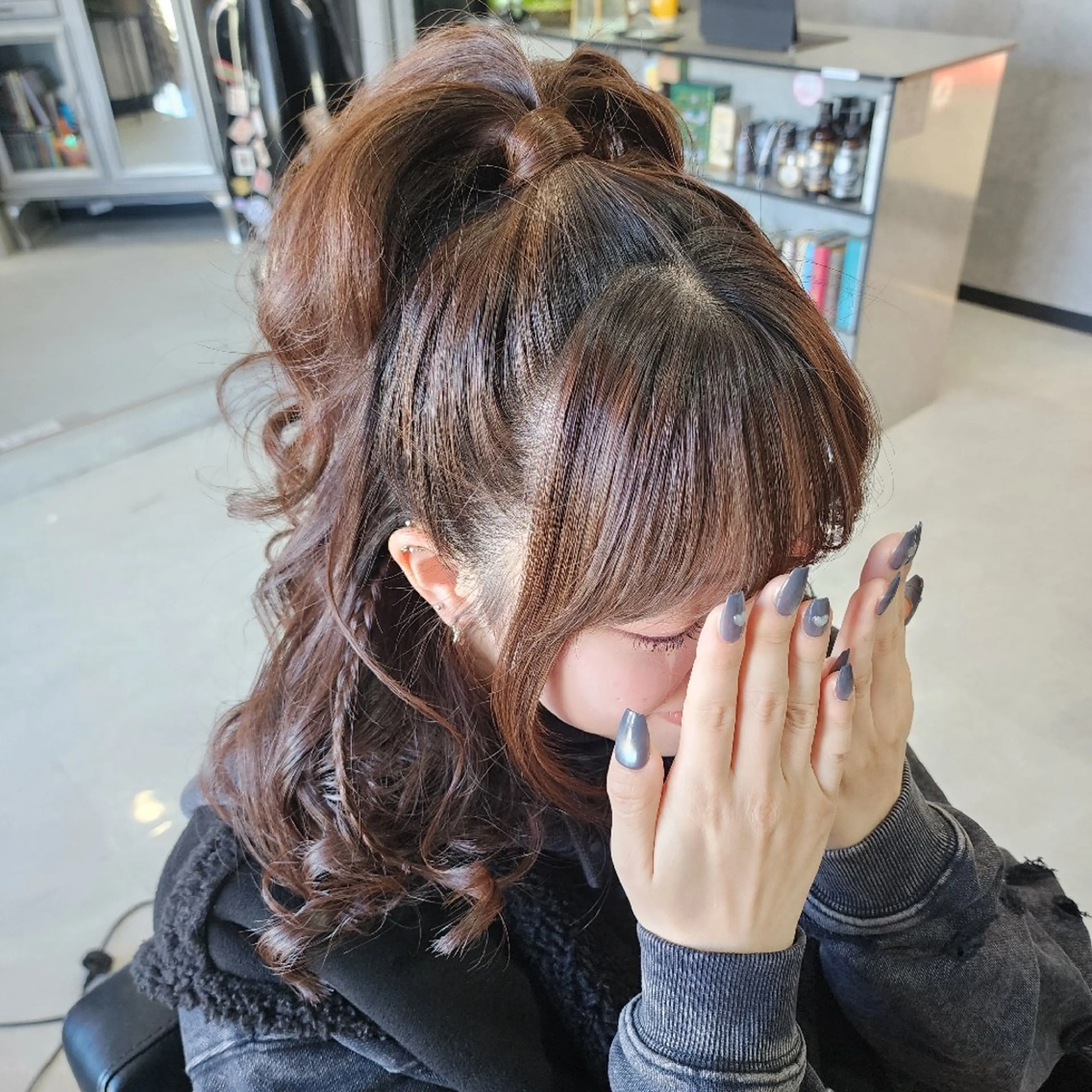 ヘアアレンジ 成人式 卒業式のヘアスタイル ESTELA... OHARA のヘアスタイル