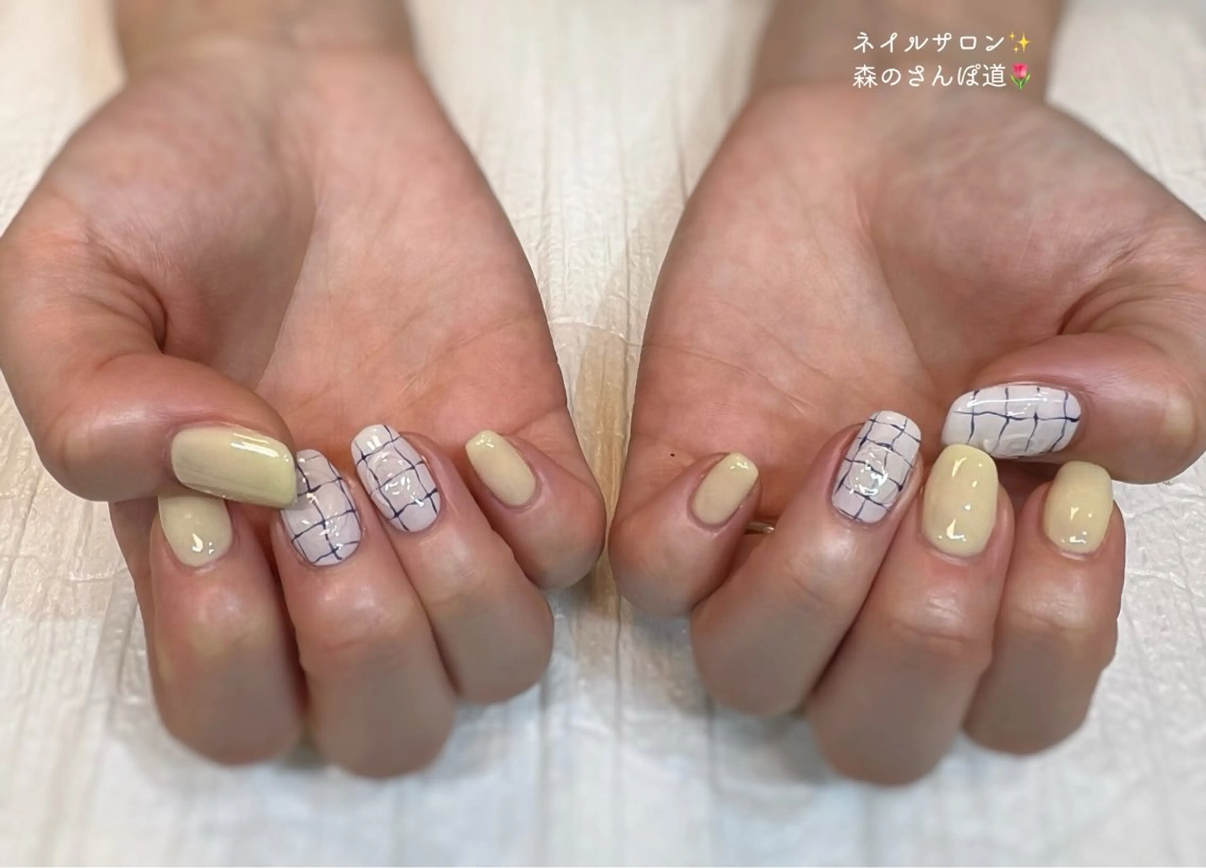 ネイル ハンドネイル ショートネイル 森のさんぽ道のネイルデザイン