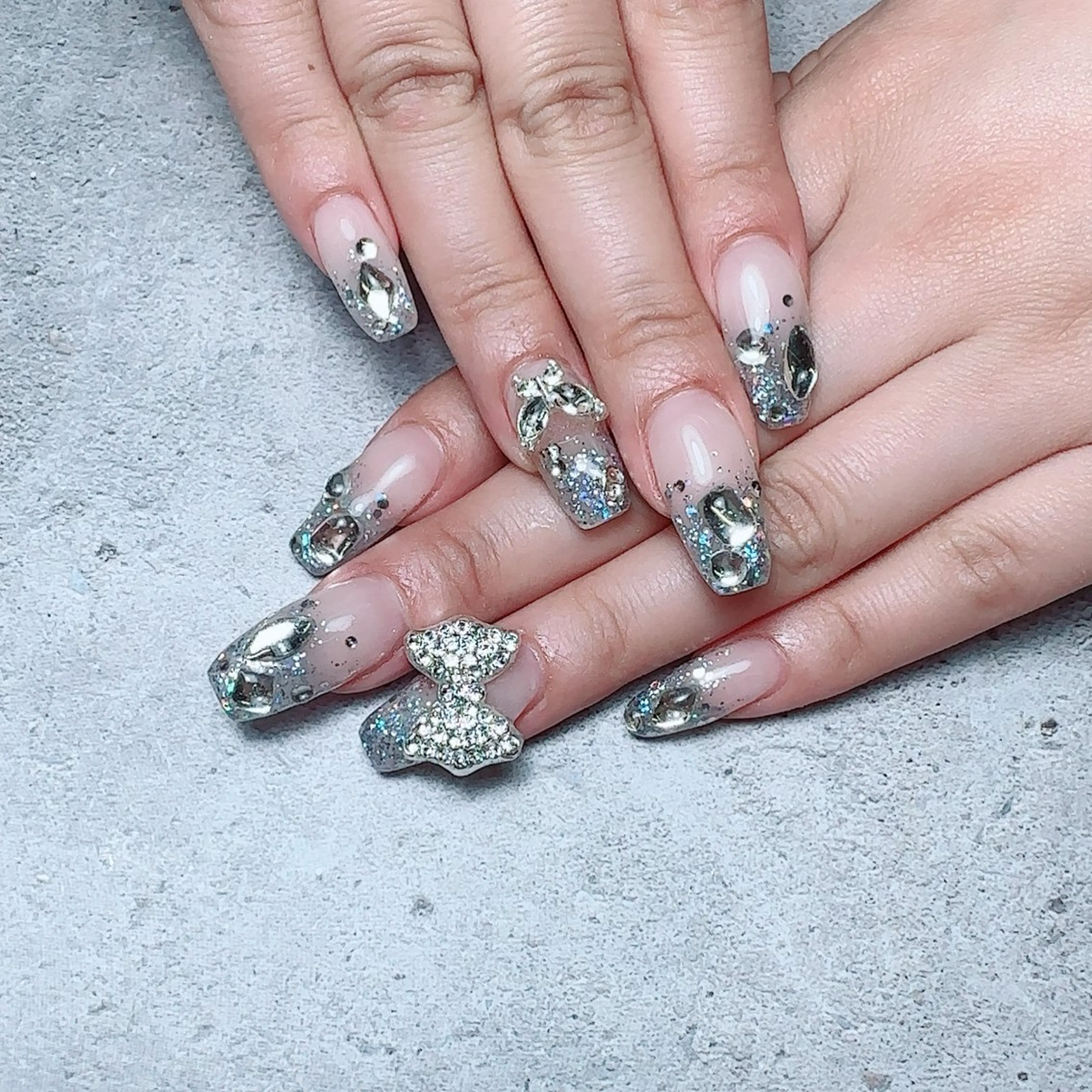 ネイル アートネイル ハート マグネットネイル 持ち込み ニュアンスネイル ハンドネイル Nailsalon Mimiy..♡のネイルデザイン