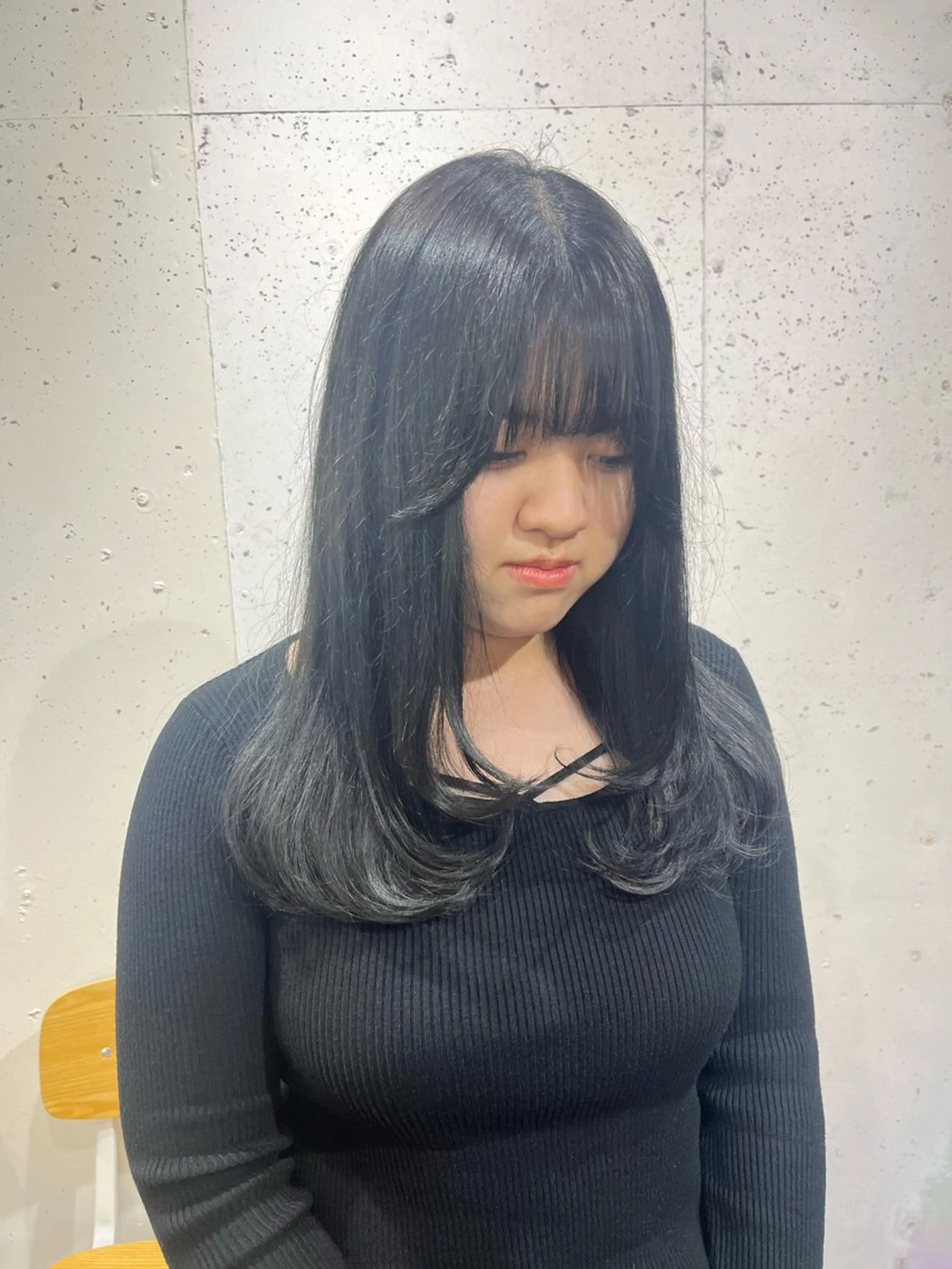 ロング レイヤーカット 韓国風透明感カラー 💎YUI💎のヘアスタイル