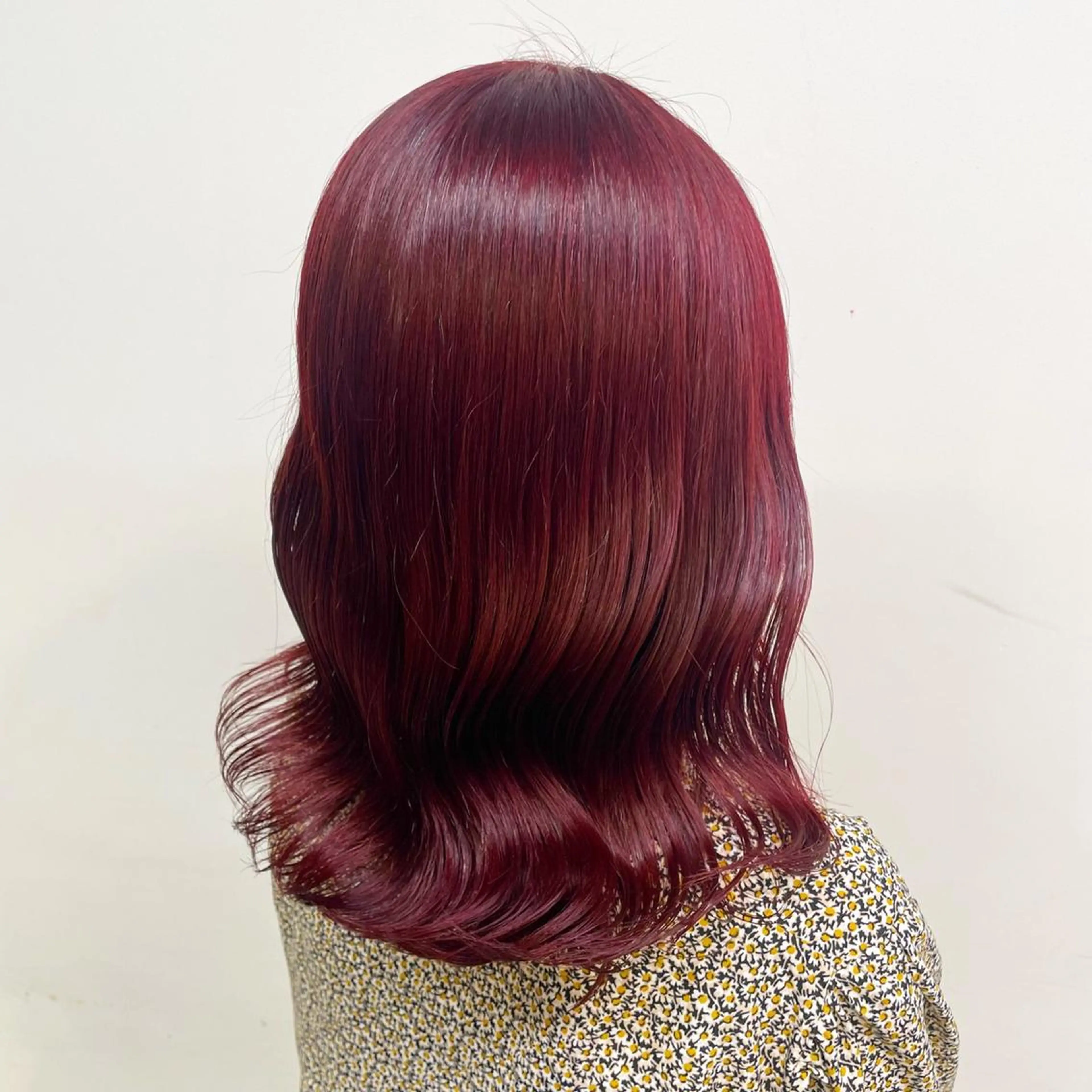 セミロング コテ巻き風パーマ 🦋にこ🦋のヘアスタイル