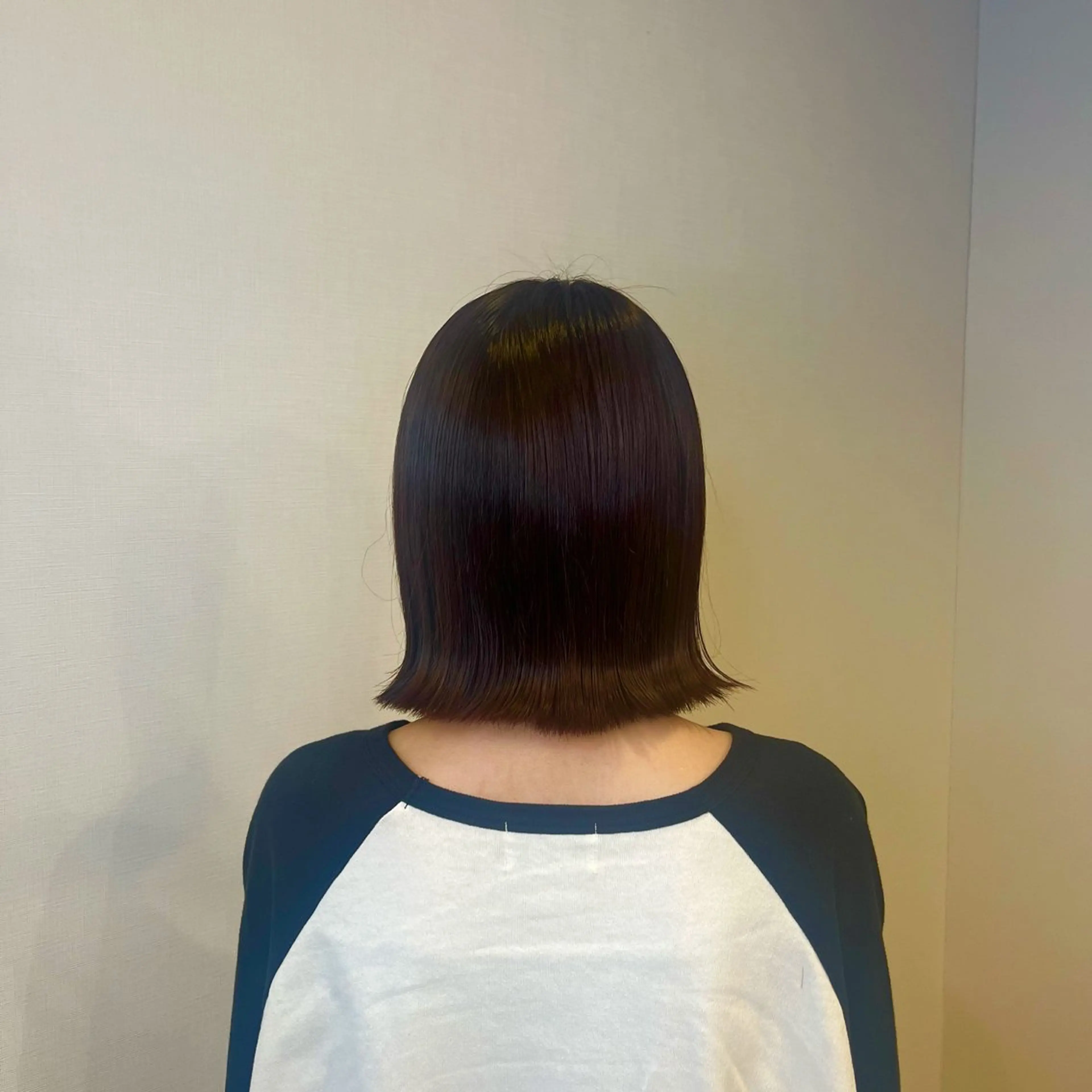 カラー ボブ 宮本 楓のヘアスタイル