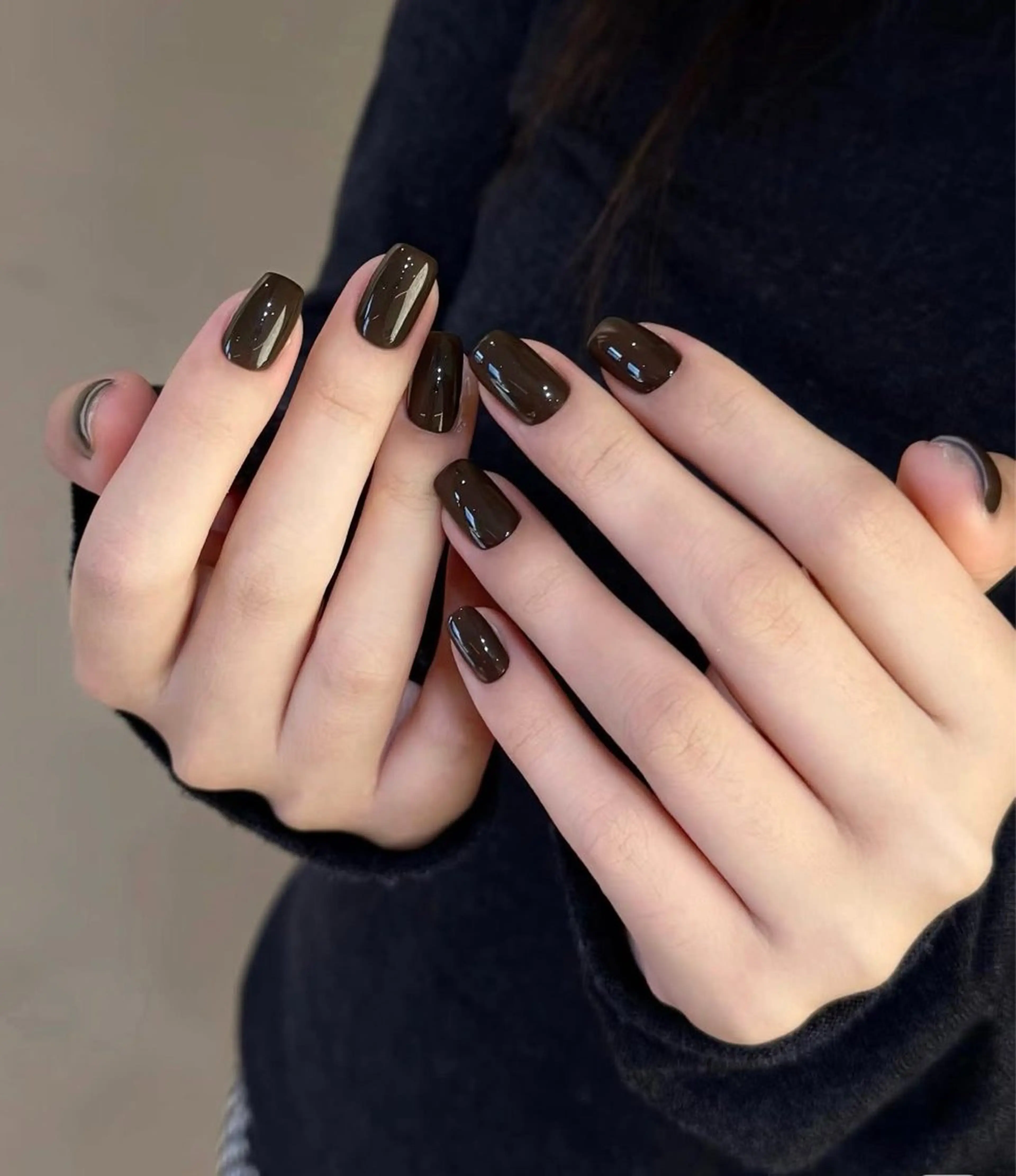 ネイル チークネイル フレンチネイル グラデーション 韓国ネイル マグネットネイル ハンドネイル JIN 168 新大久保のネイルデザイン