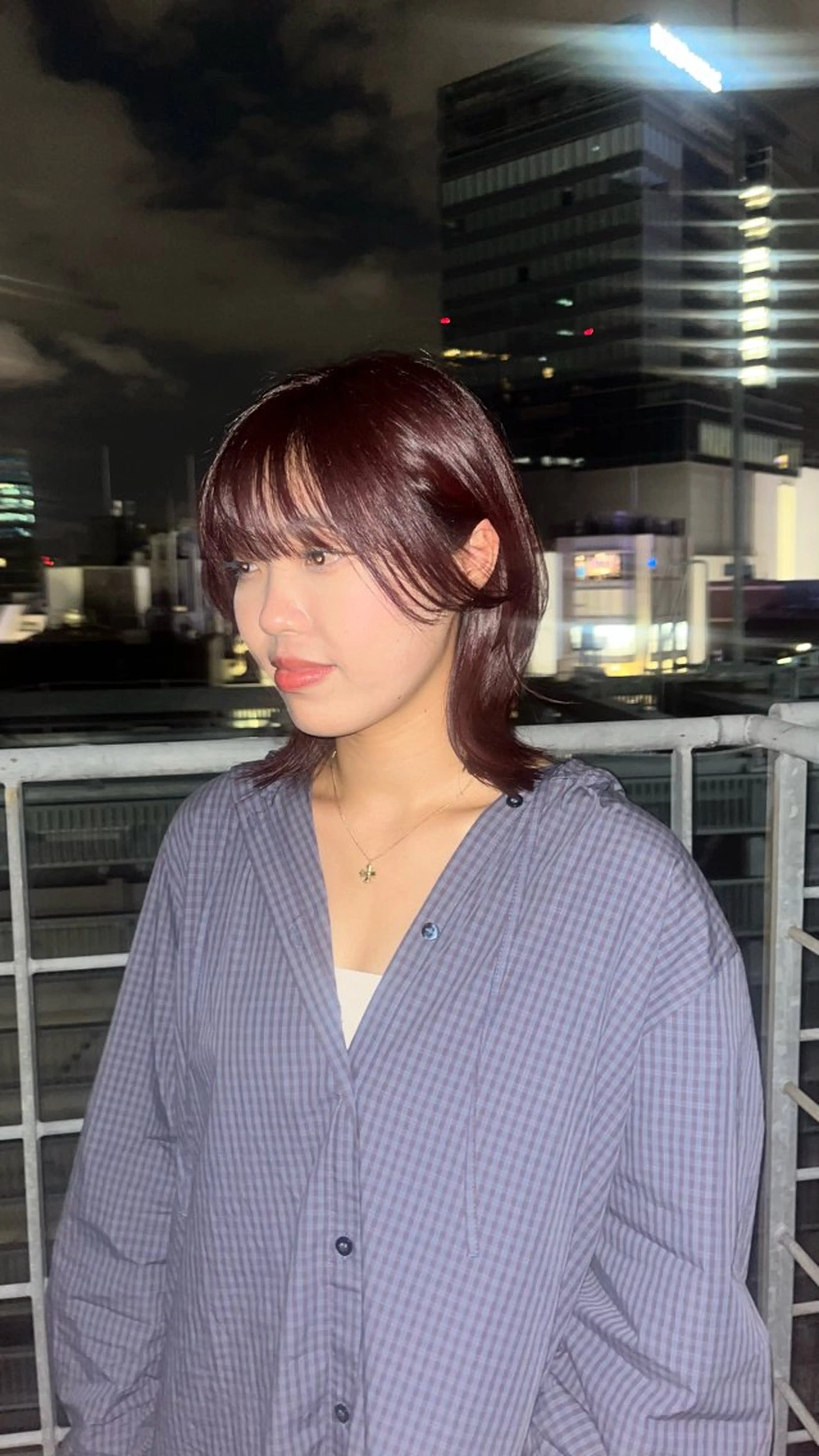 ミディアム レイヤーカット 石塚 瑛里菜のヘアスタイル
