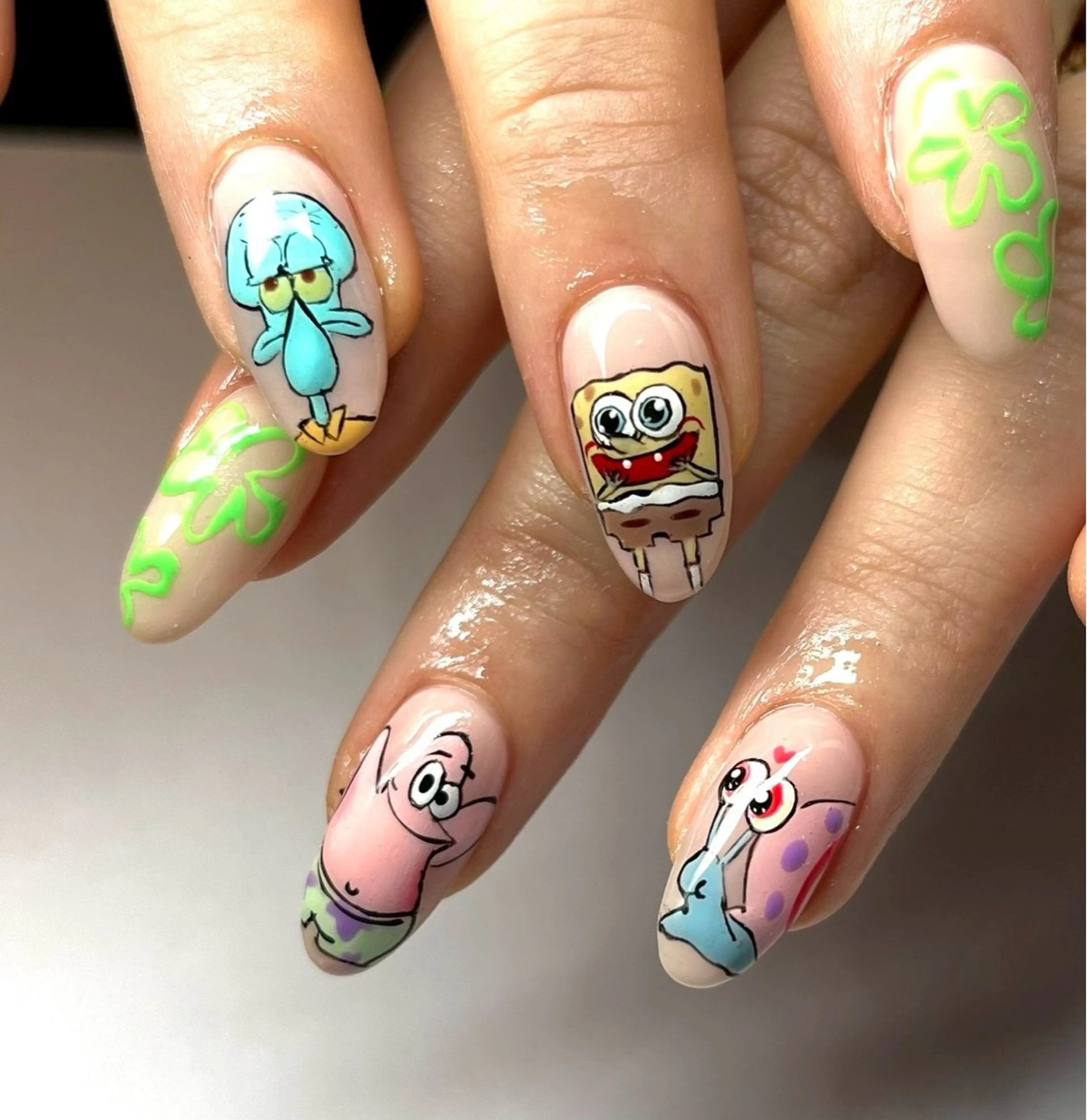 ネイル Silent 話さないネイルサロンのネイルデザイン