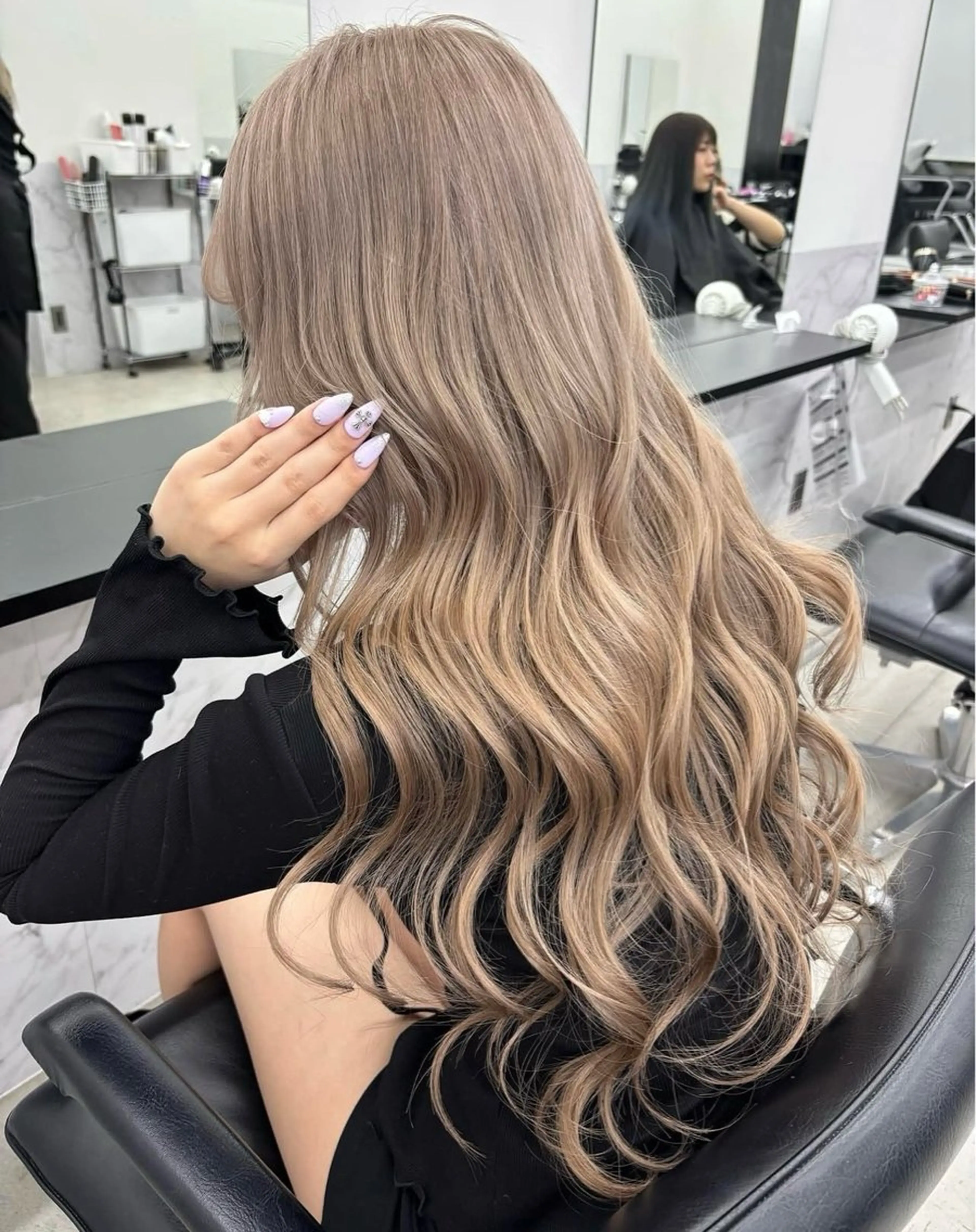 セミロング ヘアカラー 大平 琶月のヘアスタイル