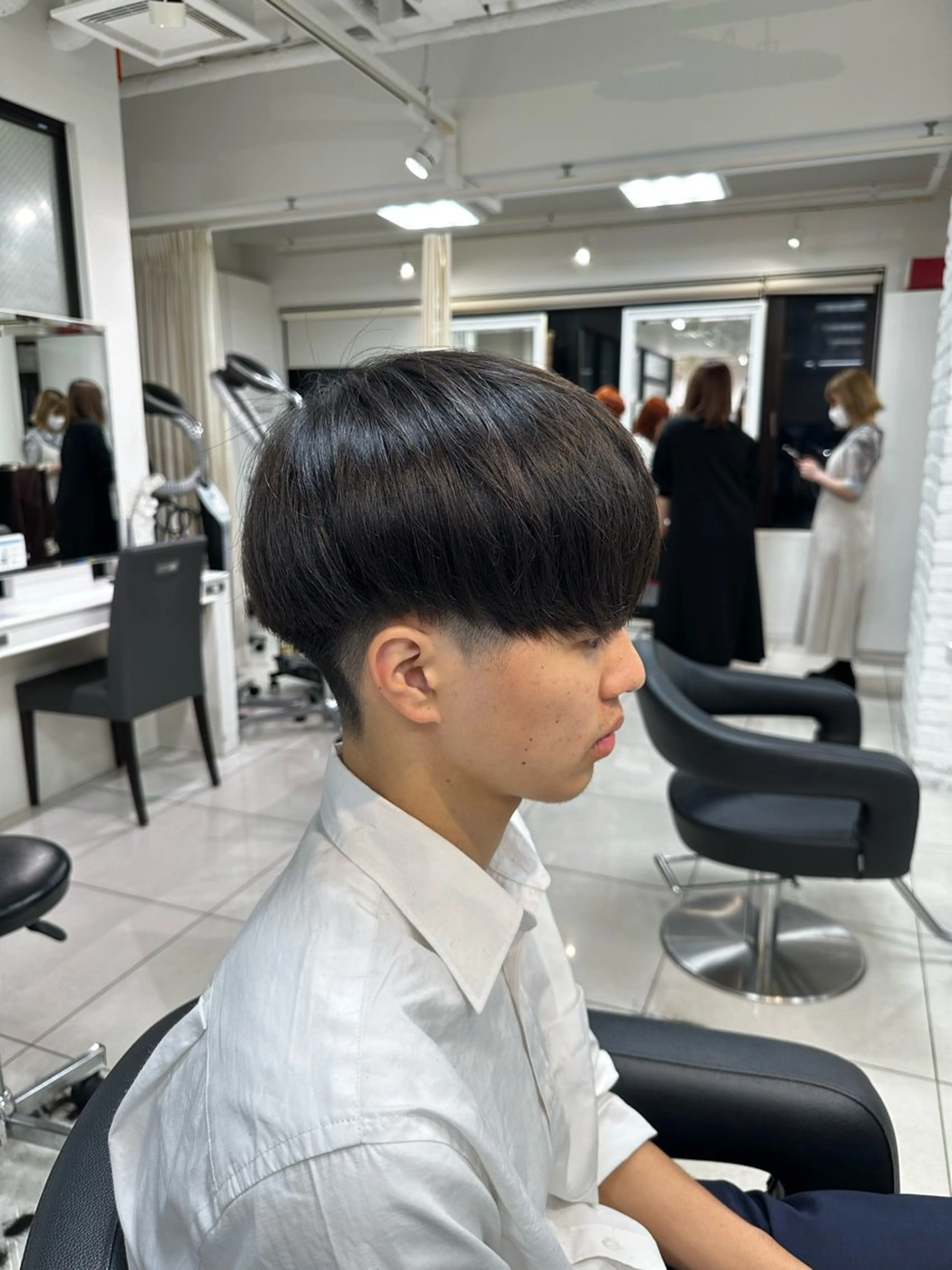 ショート 【シャドウパーマ センターパート】義心のヘアスタイル