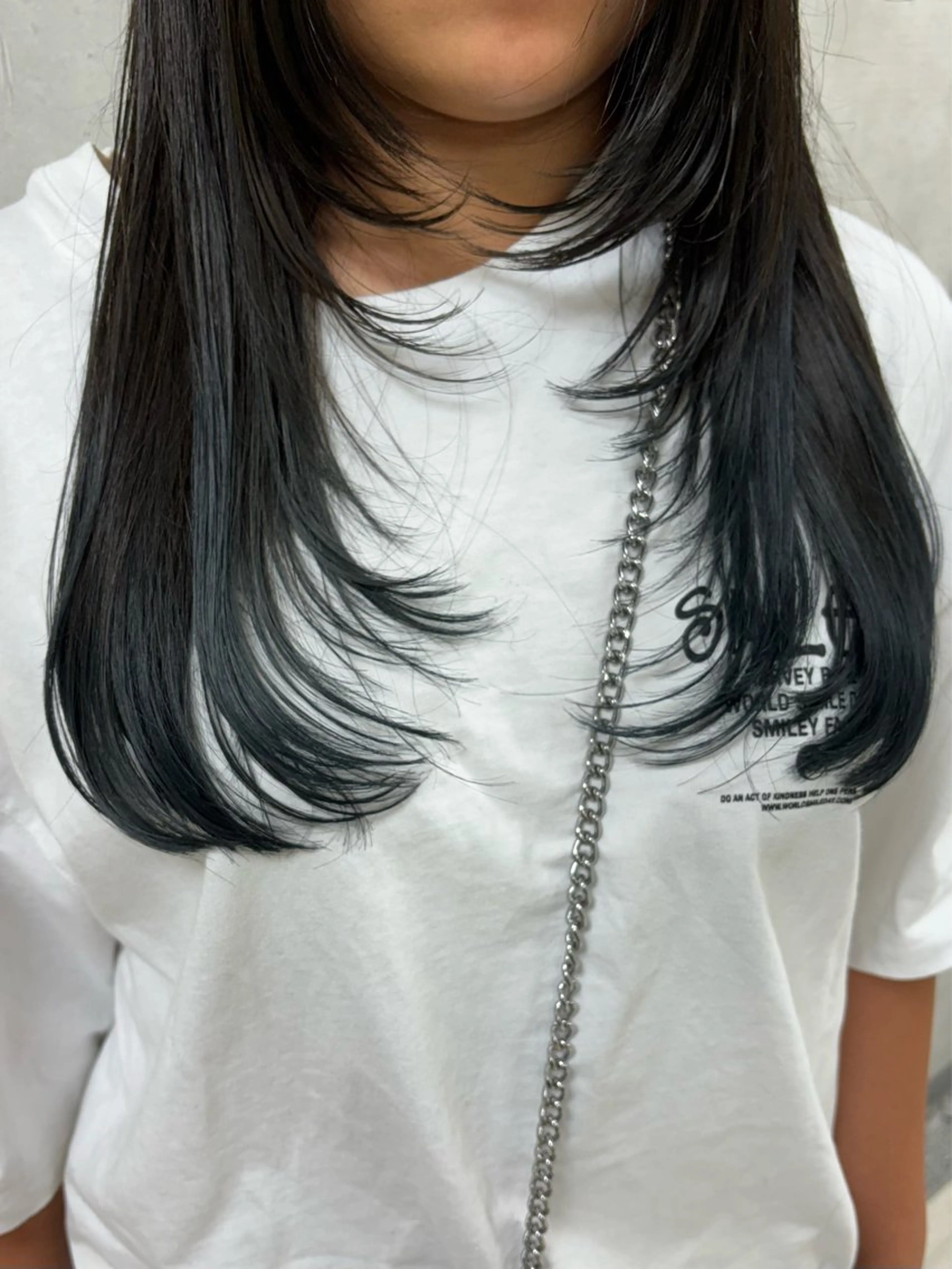 ロング 顔まわりレイヤー 顔周りカット レイヤーカット カット ヘアカラー トリートメント 多田 栞里のヘアスタイル