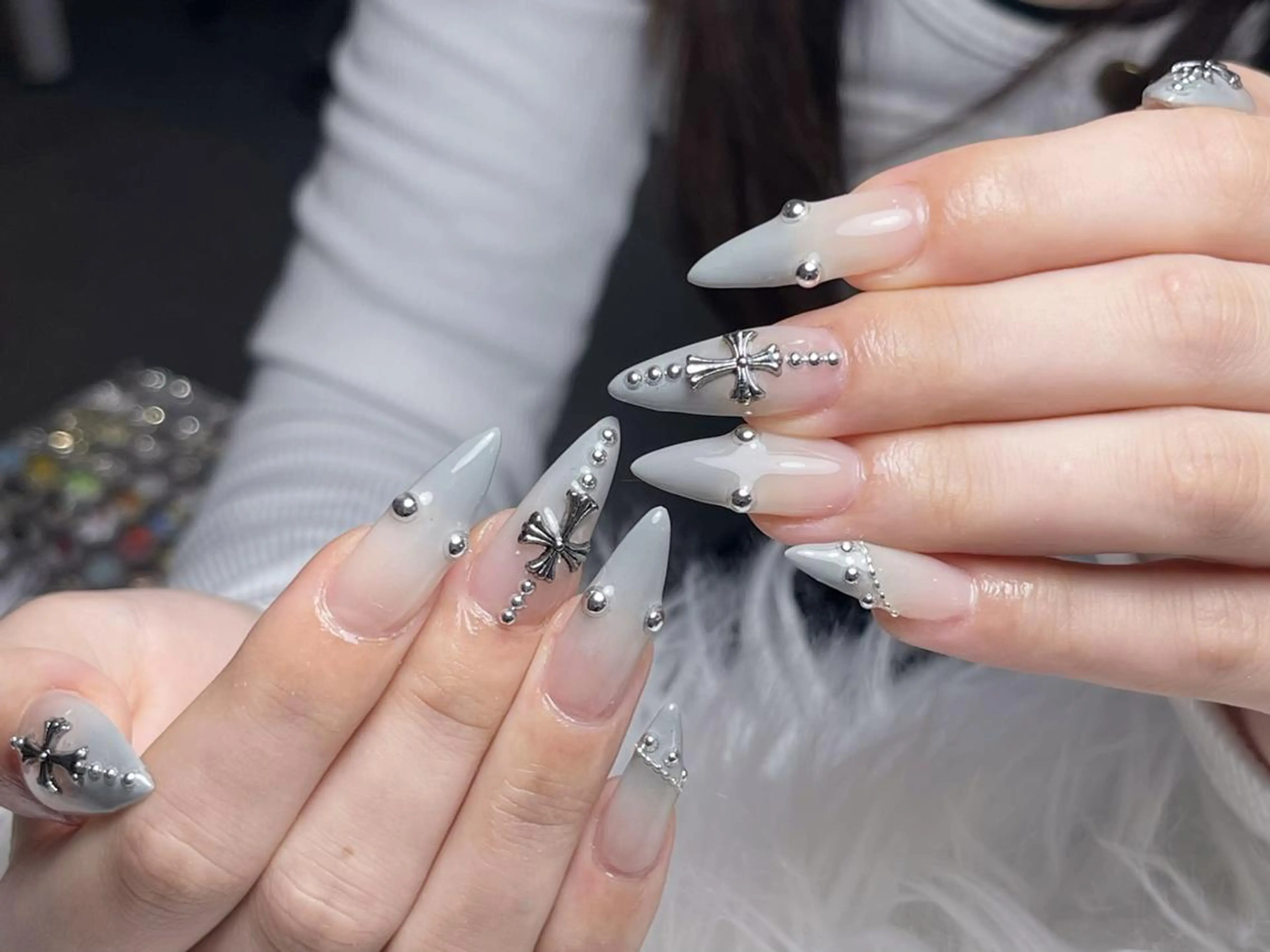 ネイル 長さ出し グラデーション 卒業式 キラキラネイル マグネットネイル YUNA Belle Nail 池袋のネイルデザイン