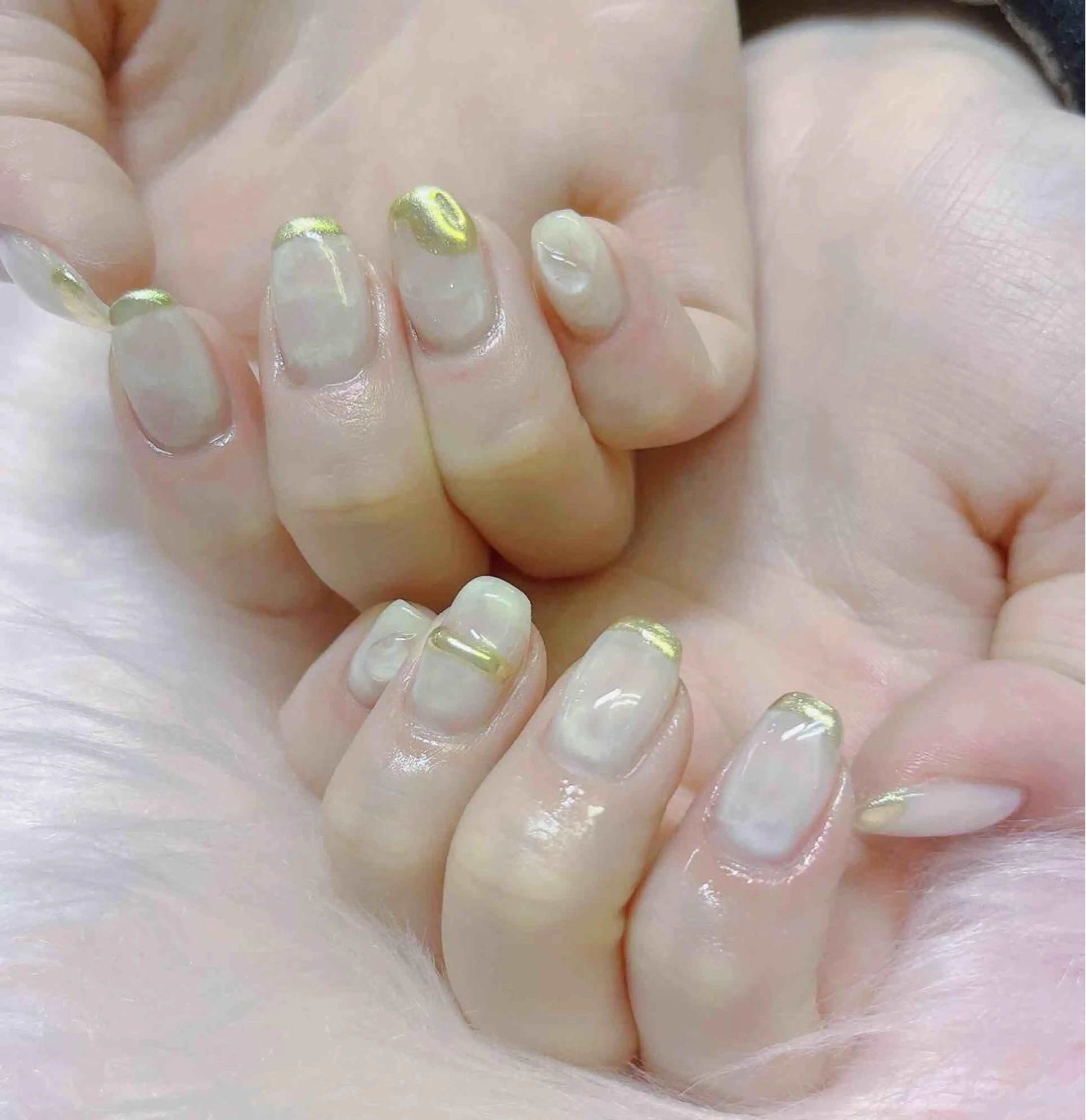 ネイル ハンドネイル MoonNail ユリ🌸のネイルデザイン
