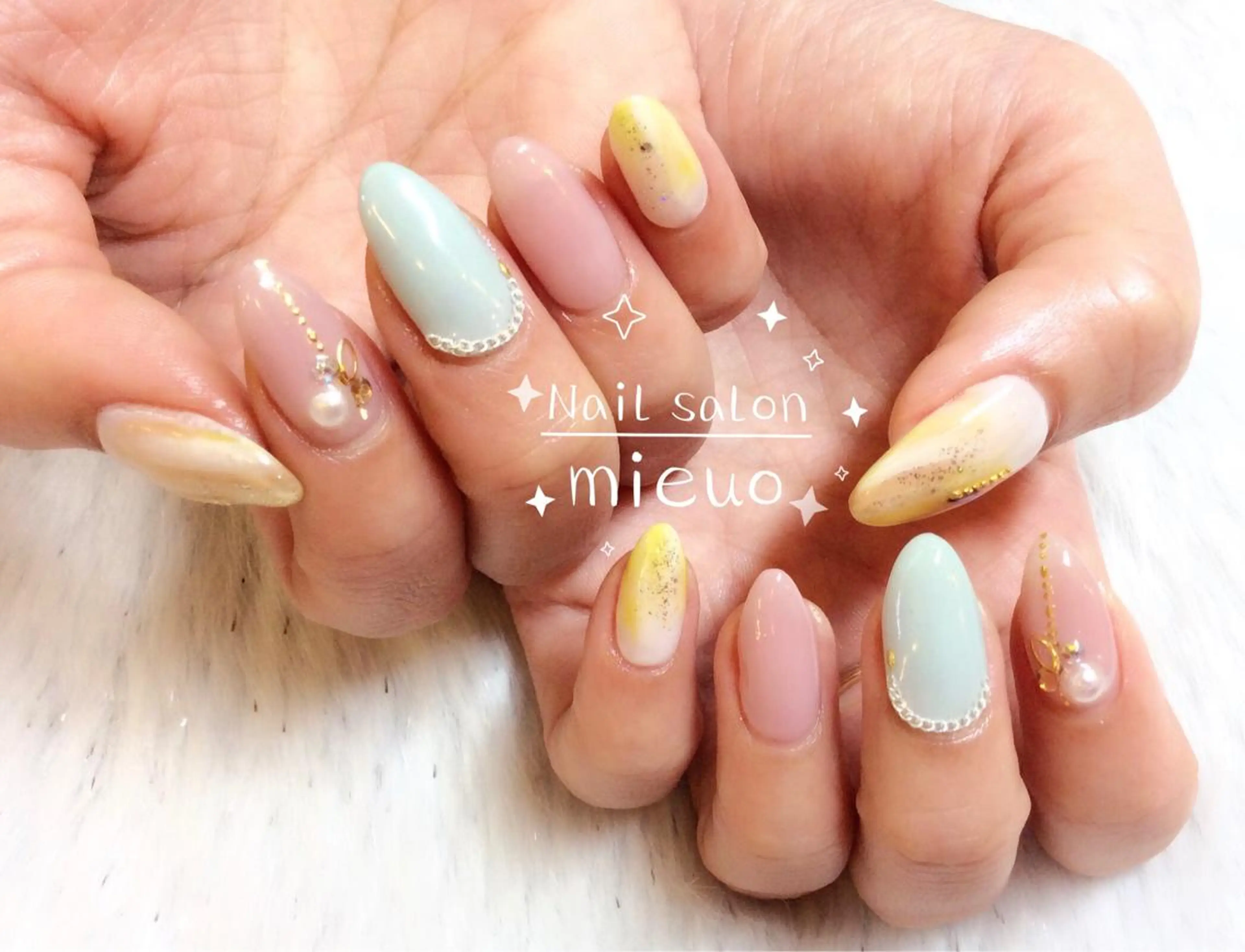 ネイル ハンドネイル ネイルサロン ミューオのネイルデザイン