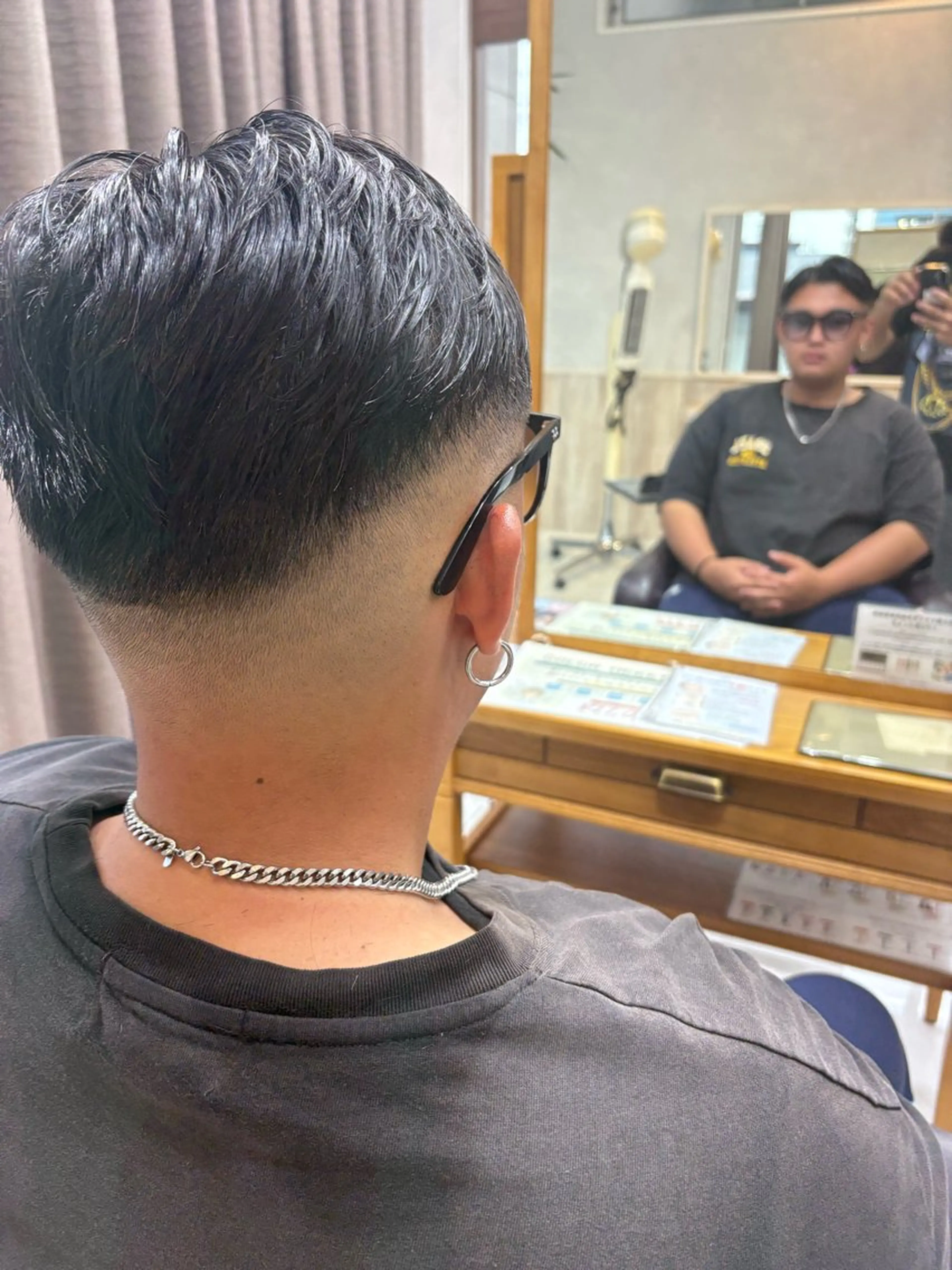 ショート メンズ フェードカット 【GRANDEUR】 石橋亜嘉史のヘアスタイル