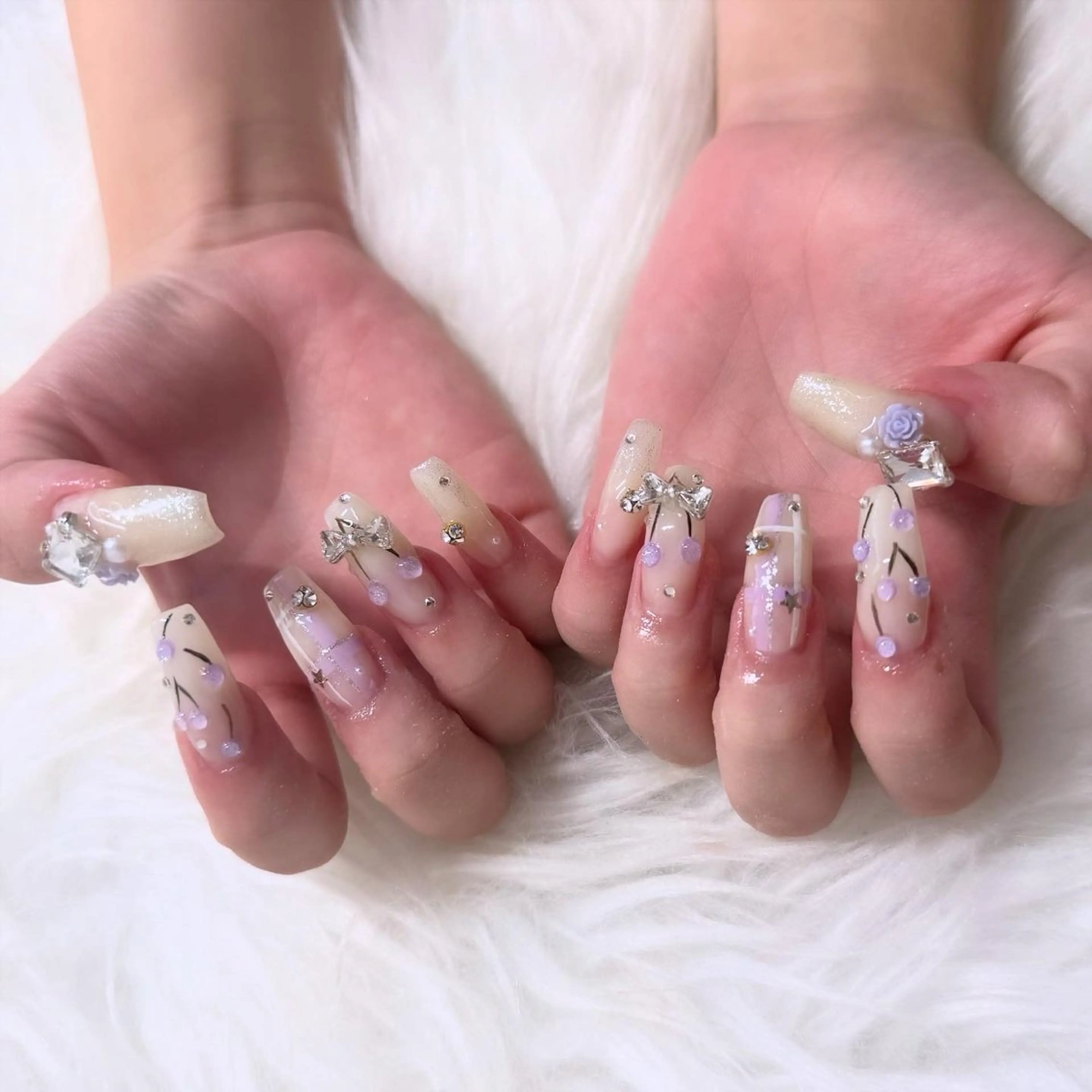 ロング ハンドネイル mao .のネイルデザイン