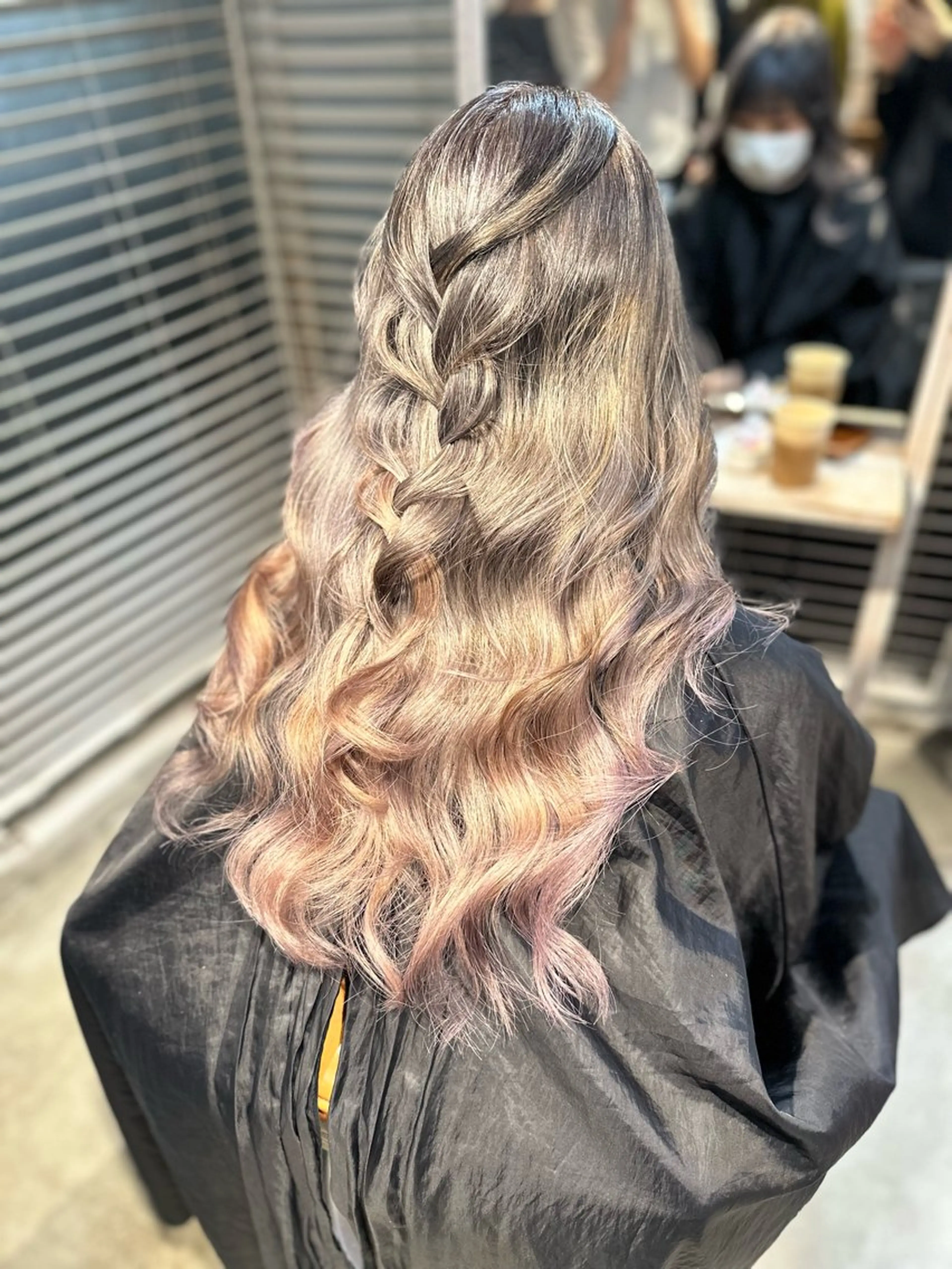 ロング カラー ヘアカラー トリートメント ハイトーンカラー が絶対可愛い✨泰聖✨のヘアスタイル