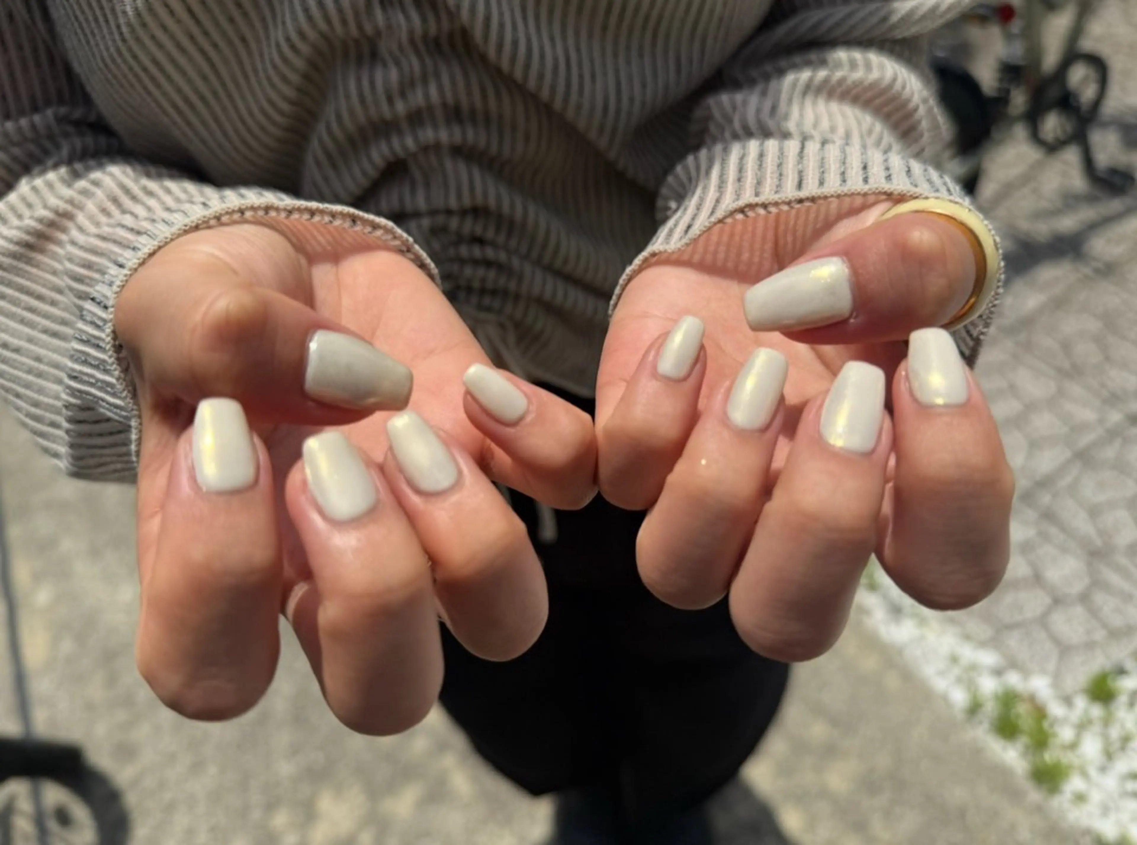 ネイル アートネイル ミラーネイル ワンカラーネイル 🌏AURORA | RiRi🪐のネイルデザイン