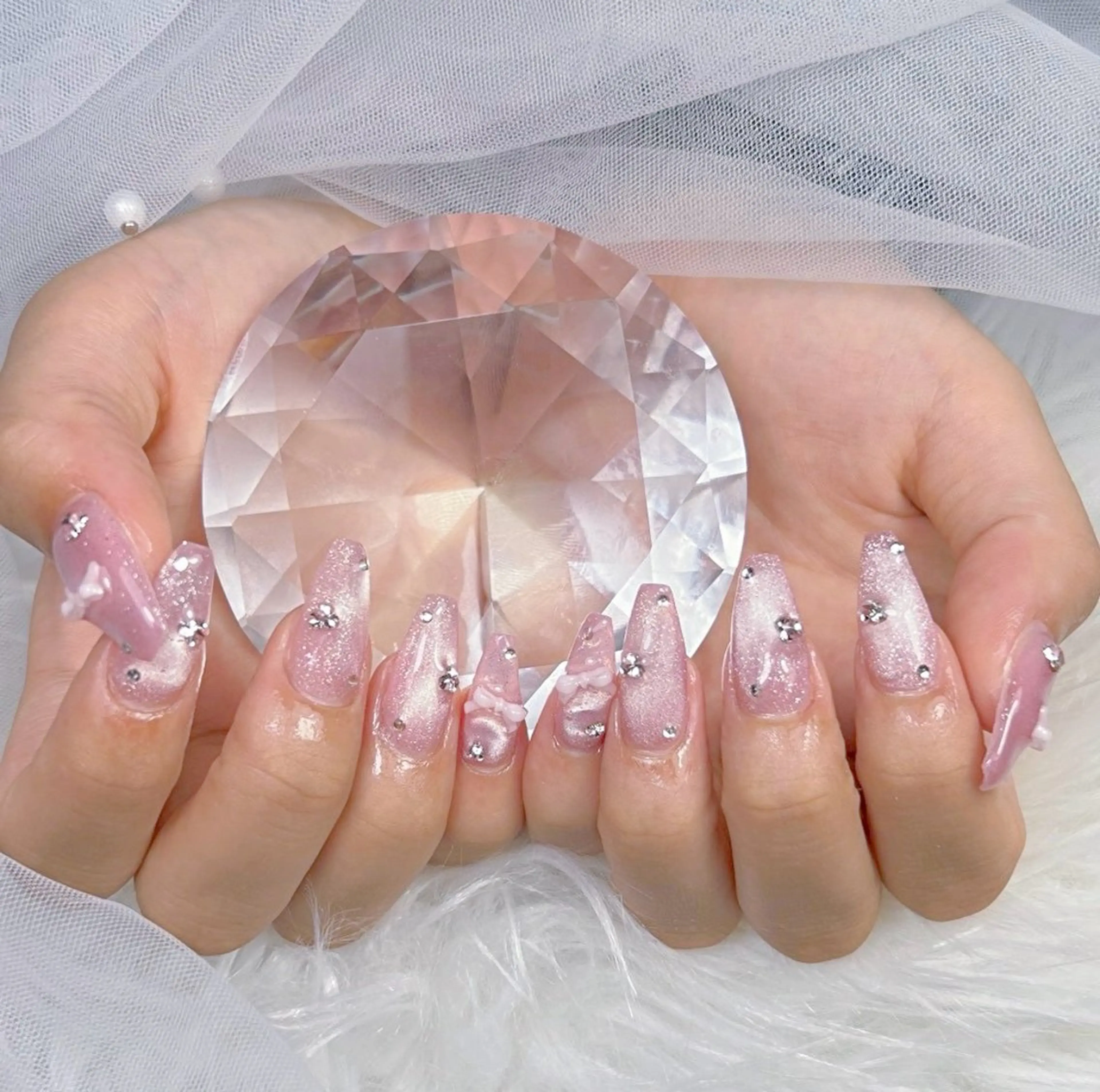 ネイル アートネイル オーロラネイル チークネイル 長さ出し フットネイル Miya _nailのネイルデザイン