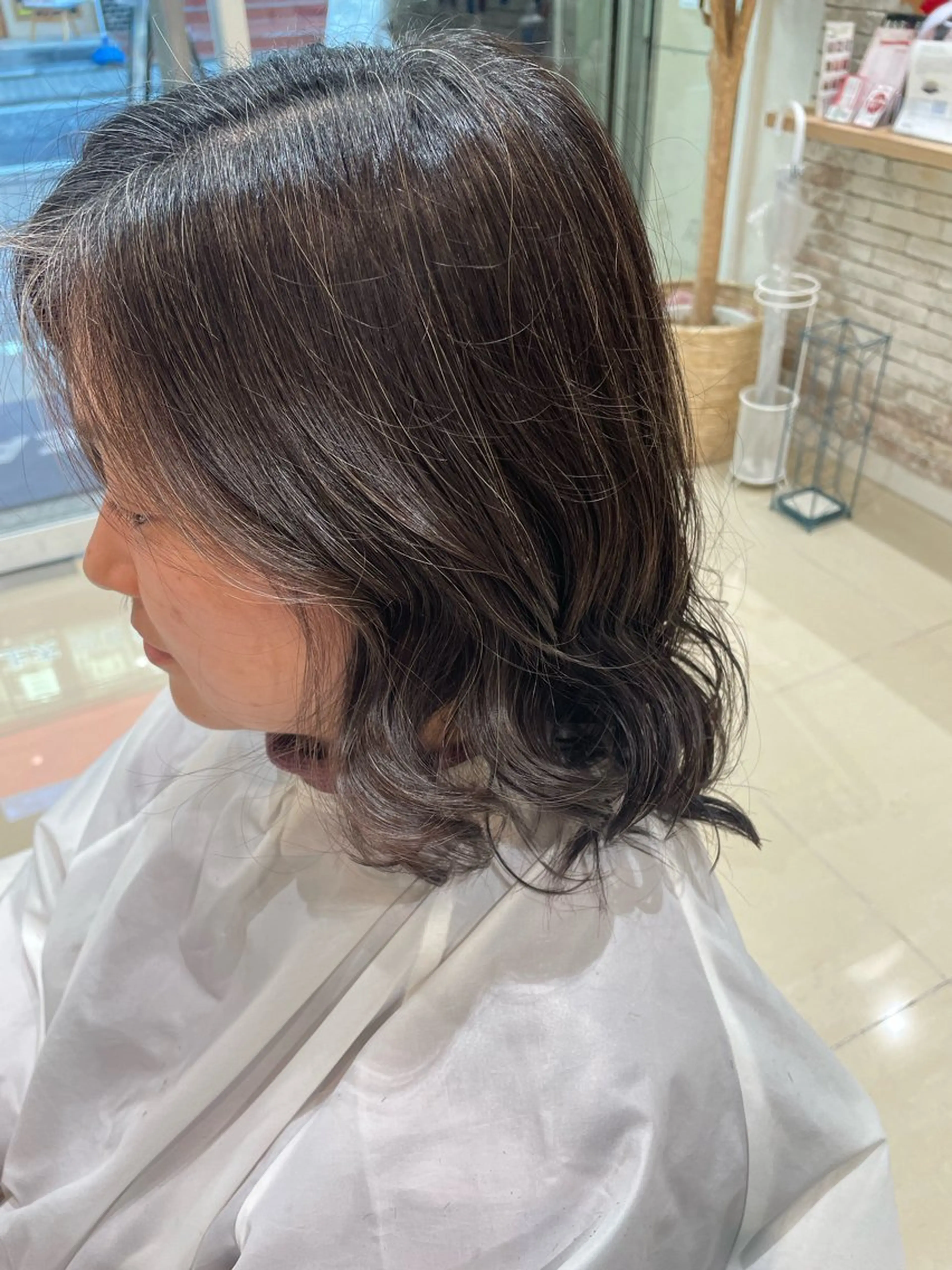 セミロング レイヤー×ハイライト 🌷RINA🌷のヘアスタイル