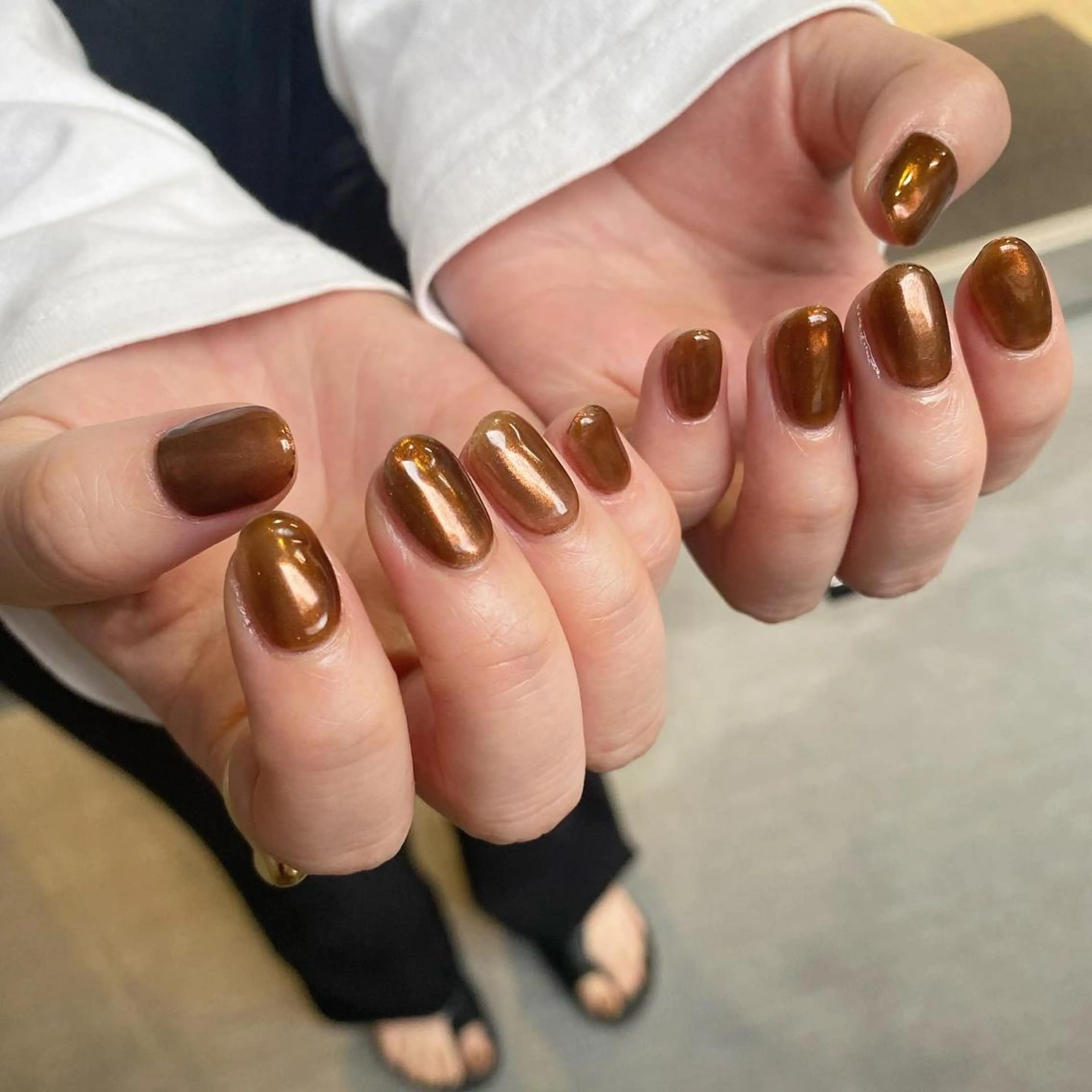 ネイル ブラウン ハンドネイル nable.所属・栗林 実莉のネイルデザイン