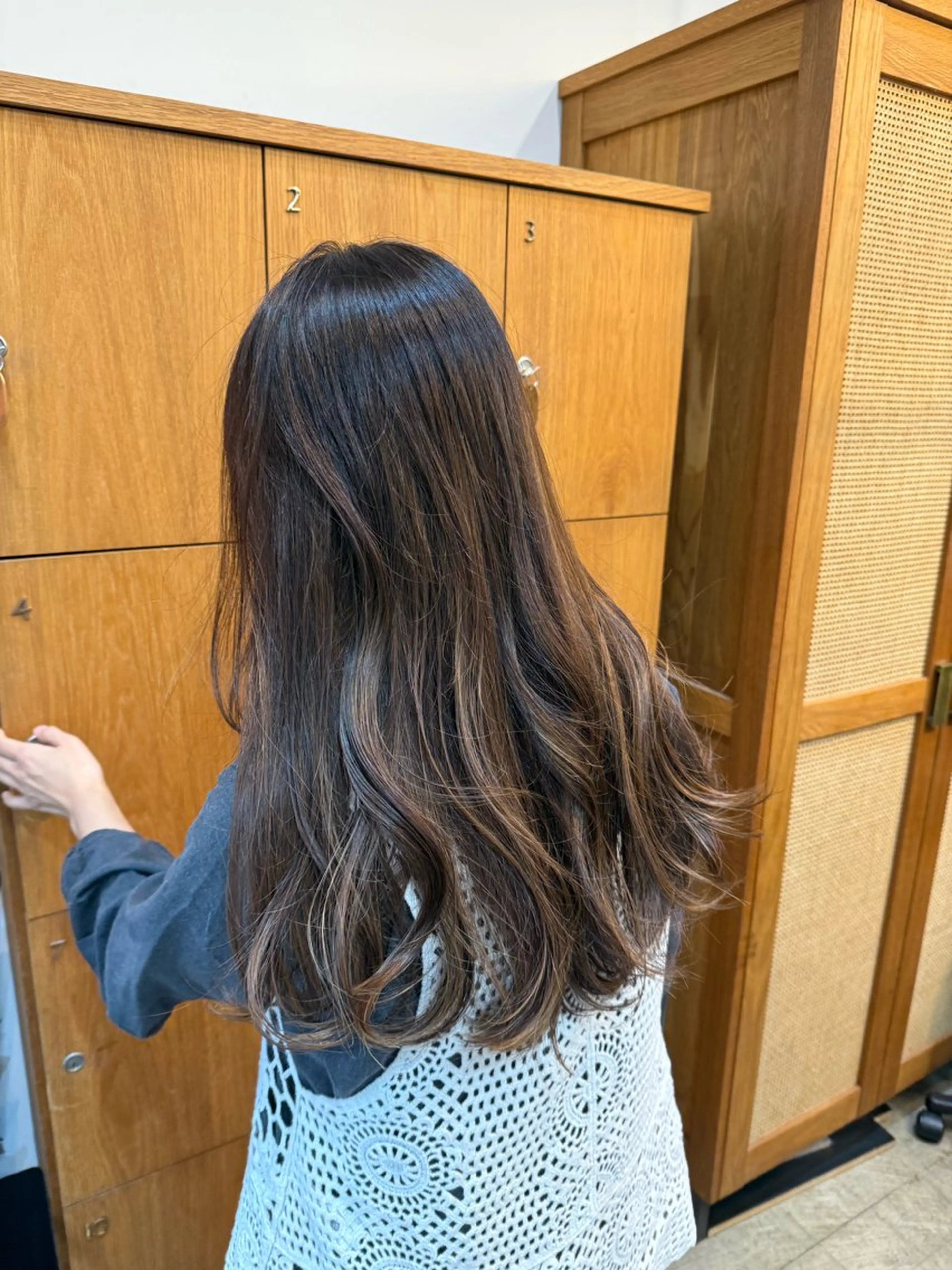 ロング ロングレイヤー レイヤーカット ロング 明津 桜空のヘアスタイル