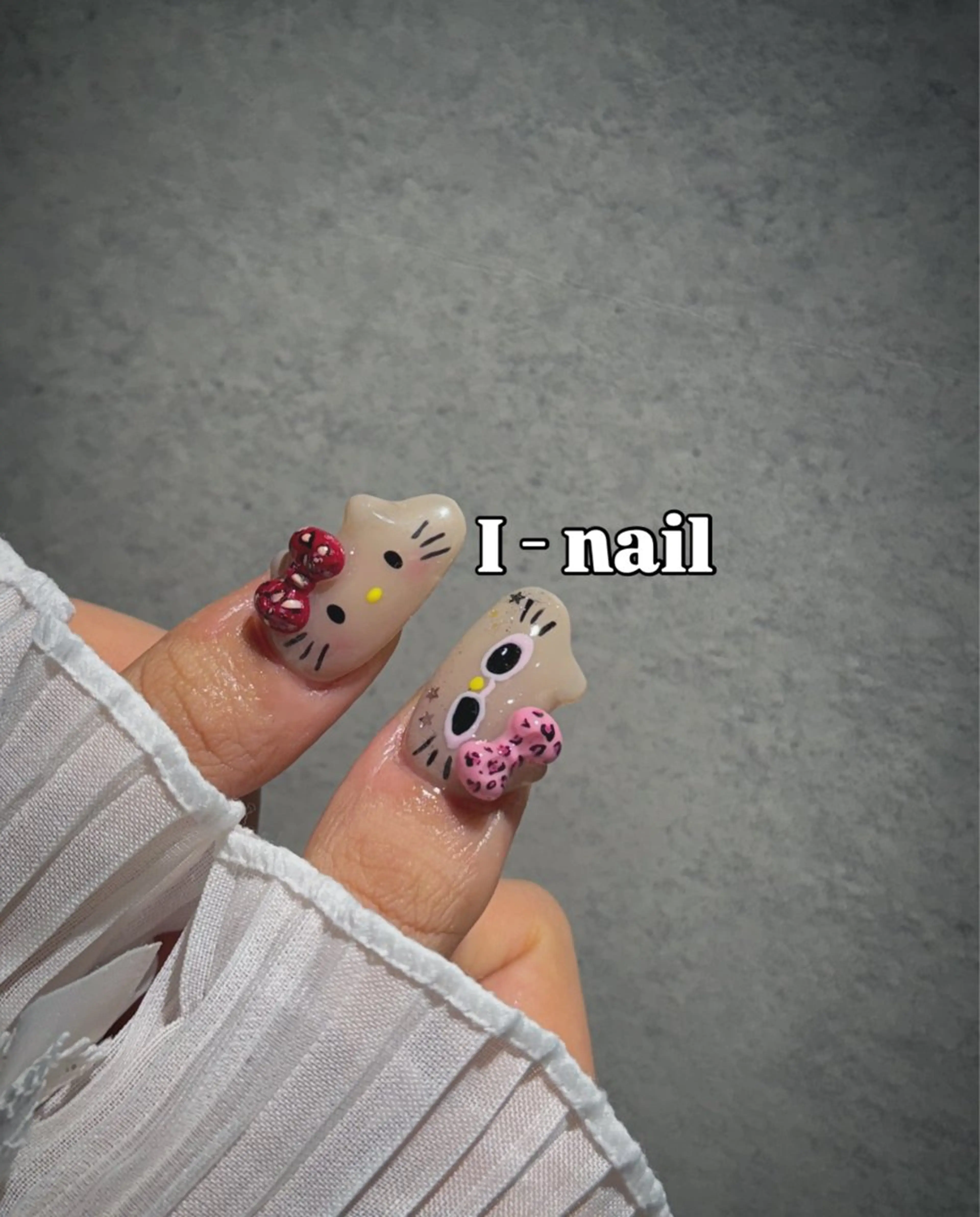 ネイル I-nailロング /ワンホン/キラキラのネイルデザイン