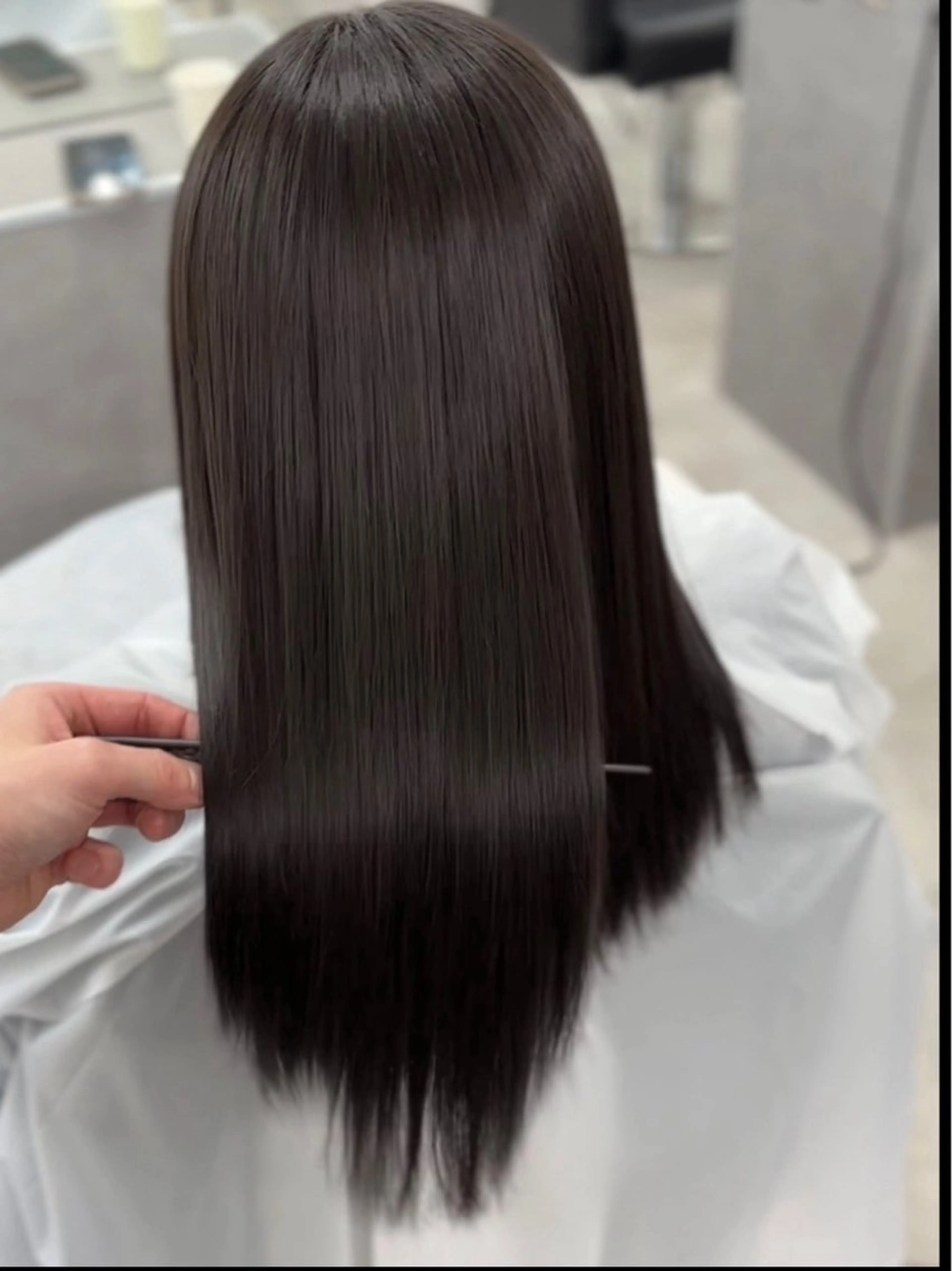セミロング 縮毛矯正 💎神戸三宮puty _ai✨💎のヘアスタイル