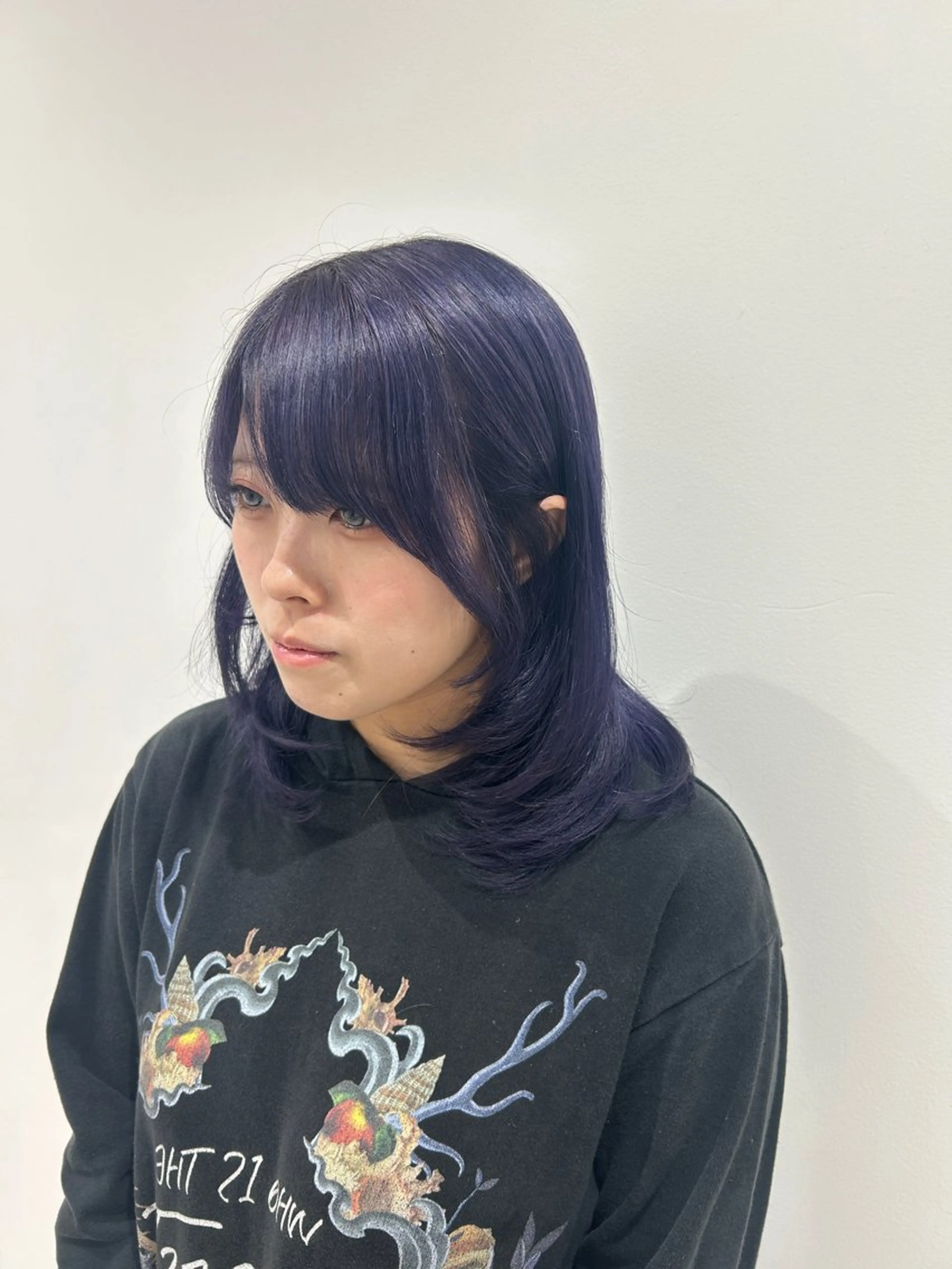 セミロング カラー パープルカラー カット ヘアカラー トリートメント 🪻ダブルカラー /透明感カラーRioのヘアスタイル