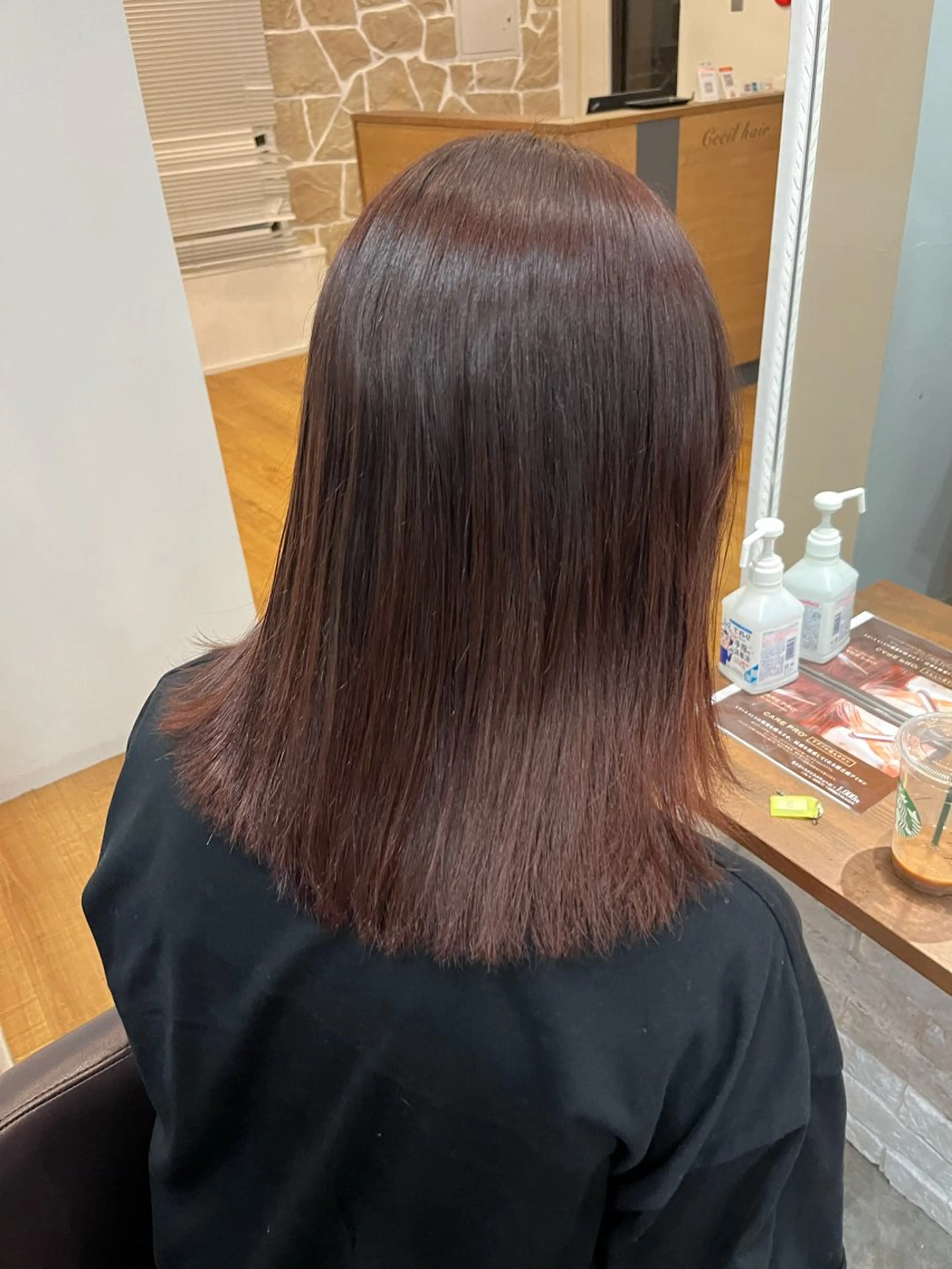 カラー 藤原 智恵のヘアスタイル