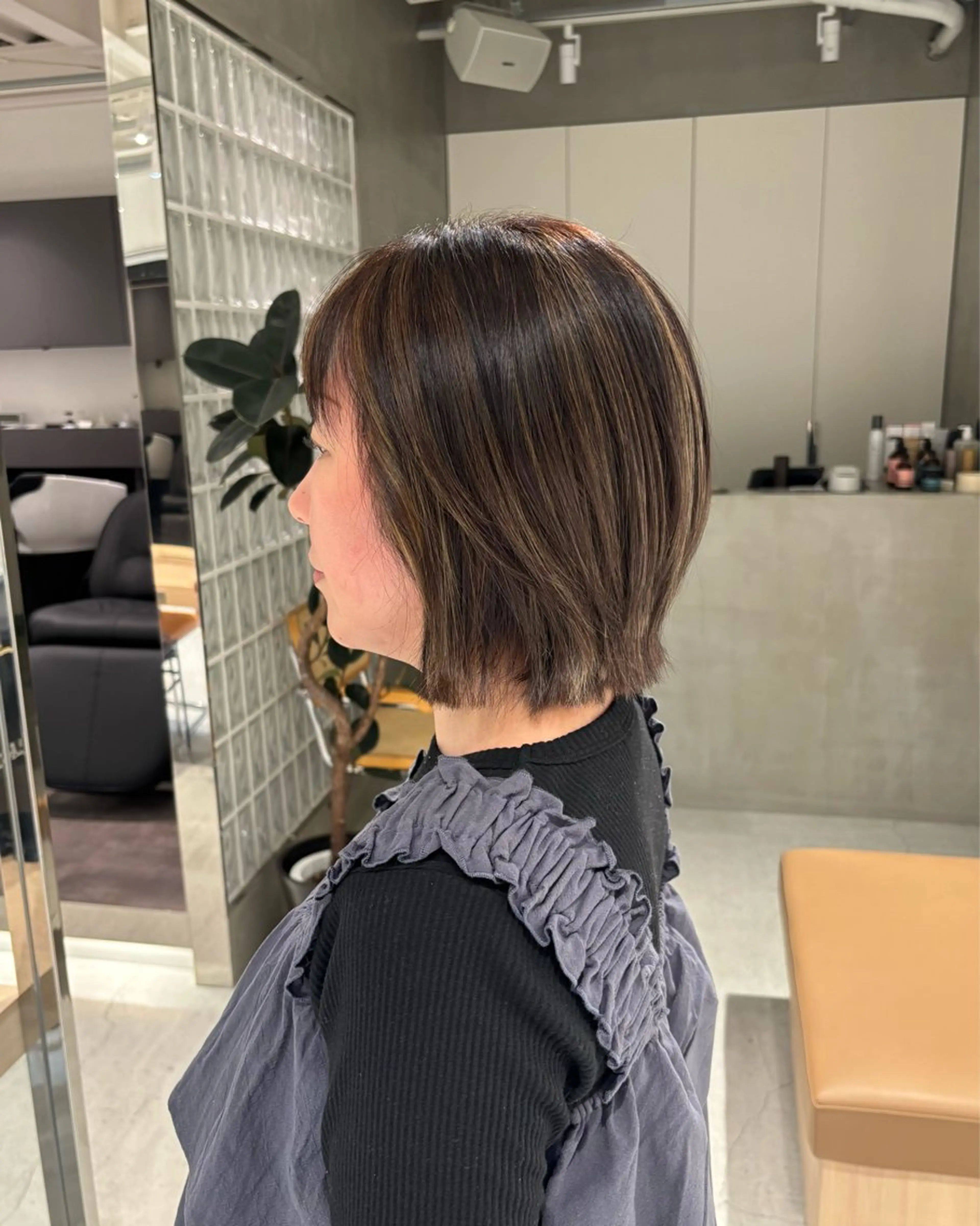 カラー 塔尾 真那のヘアスタイル