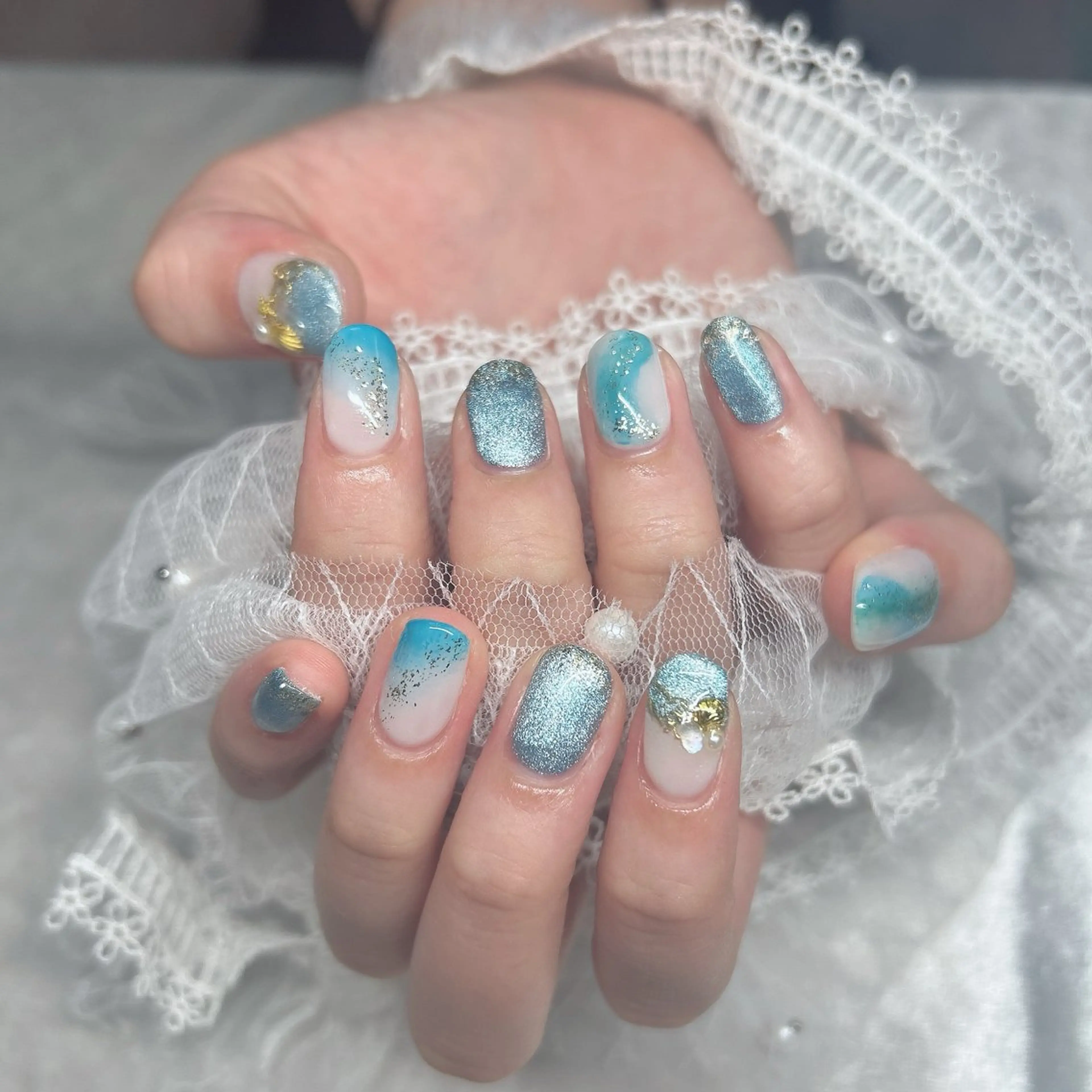 ネイル ブルー グラデーション マグネットネイル ハンドネイル Best Nail Yu🎀🫧のネイルデザイン