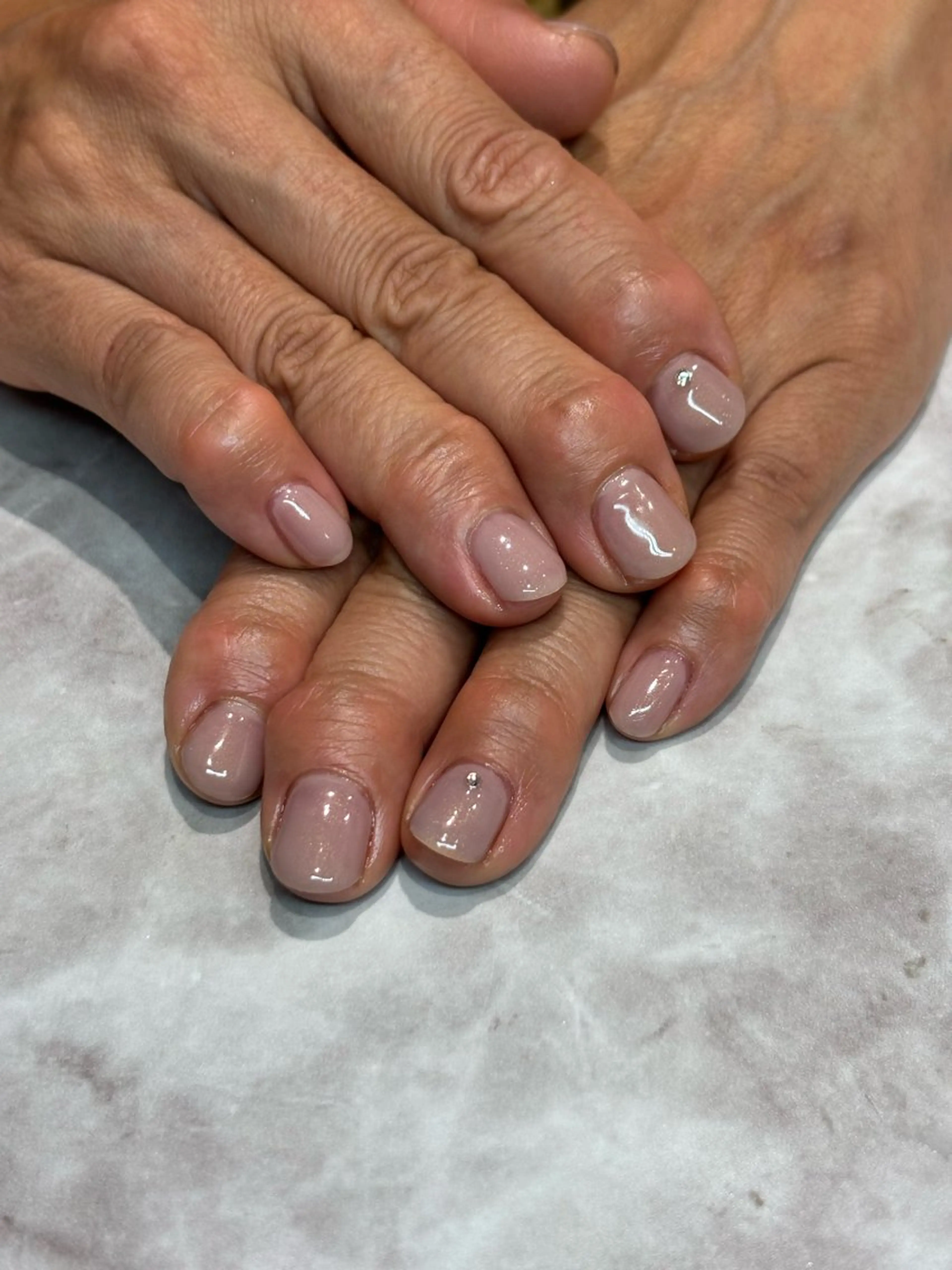 ネイル ワンカラーネイル 佐藤 咲のネイルデザイン