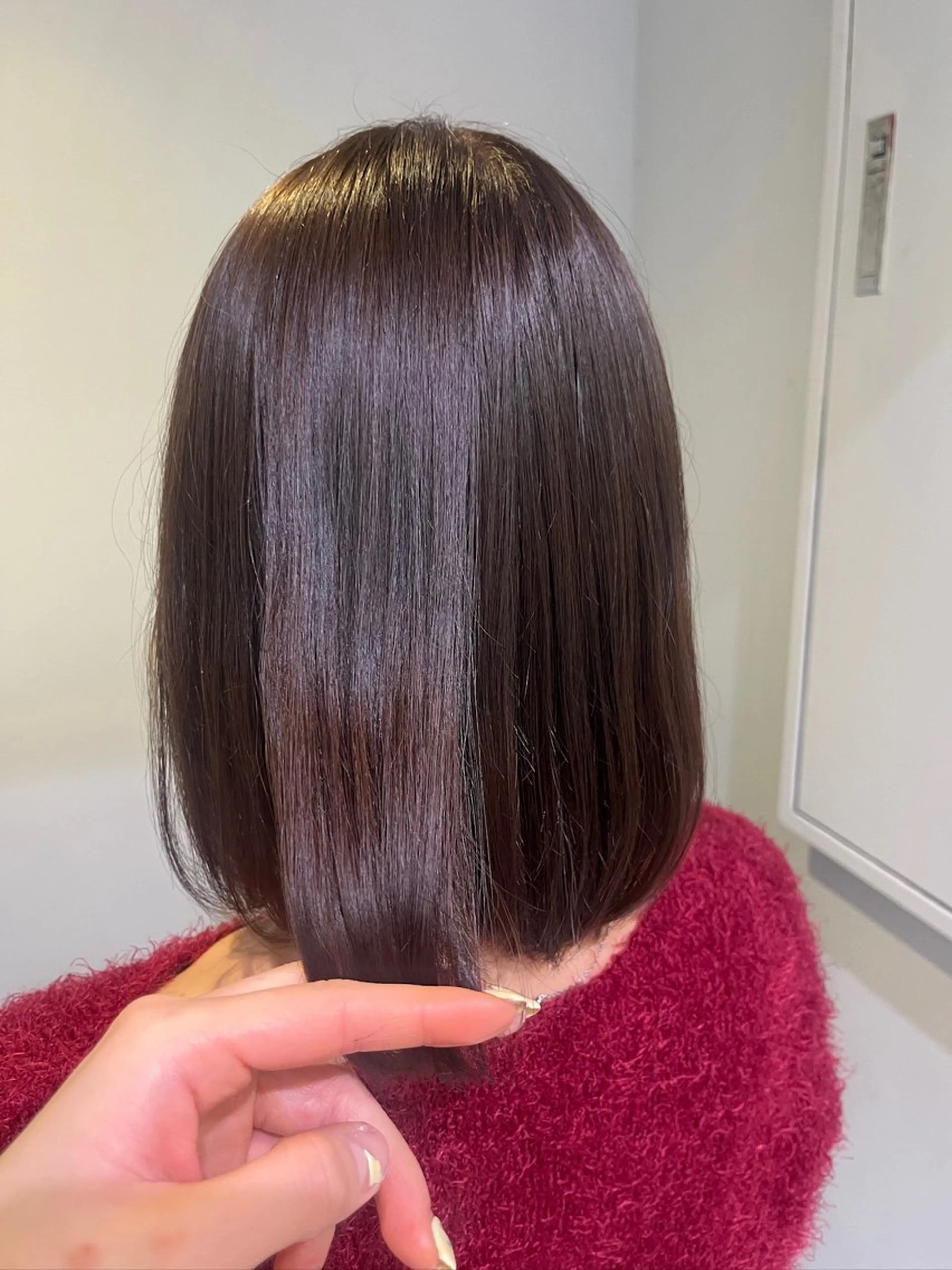ショート カラー ブラウンカラー ピンクカラー ピンクブラウン 長谷川 ななこのヘアスタイル