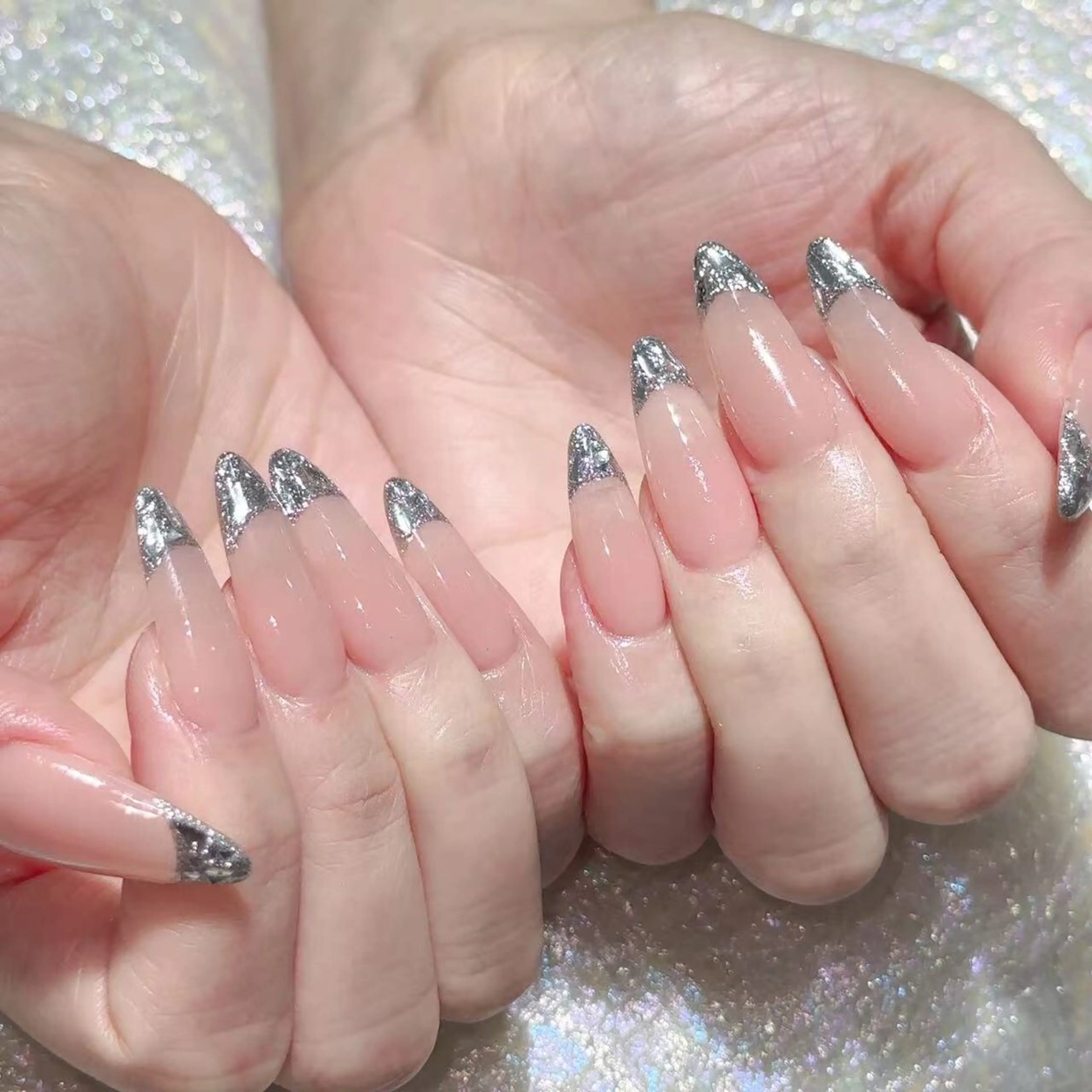 ネイル ハンドネイル Queens テイのネイルデザイン