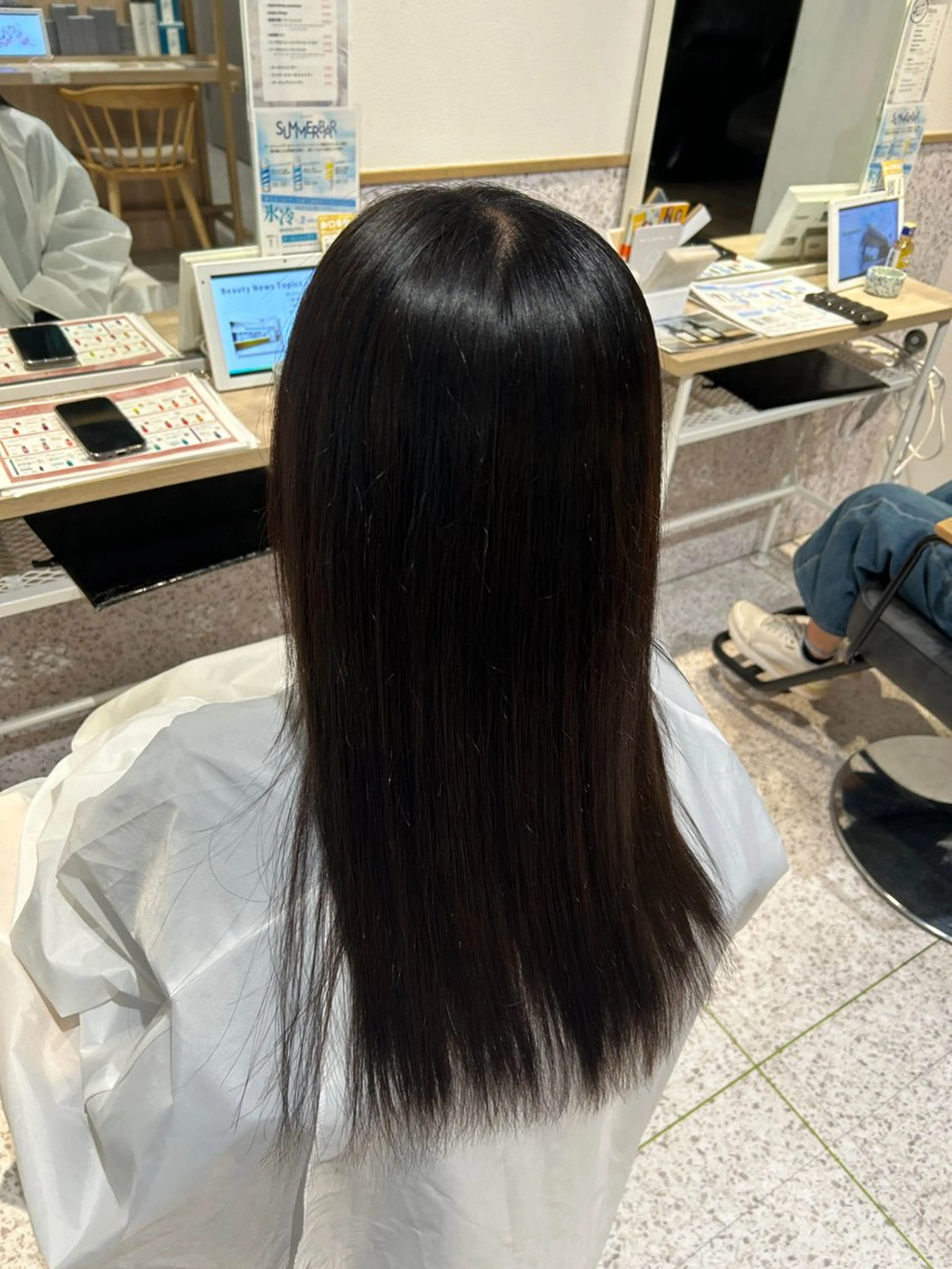 ロング 顔周りカット ハイライト 髪質改善 韓国風ヘア 縮毛矯正 トリートメント 関谷 勇気のヘアスタイル