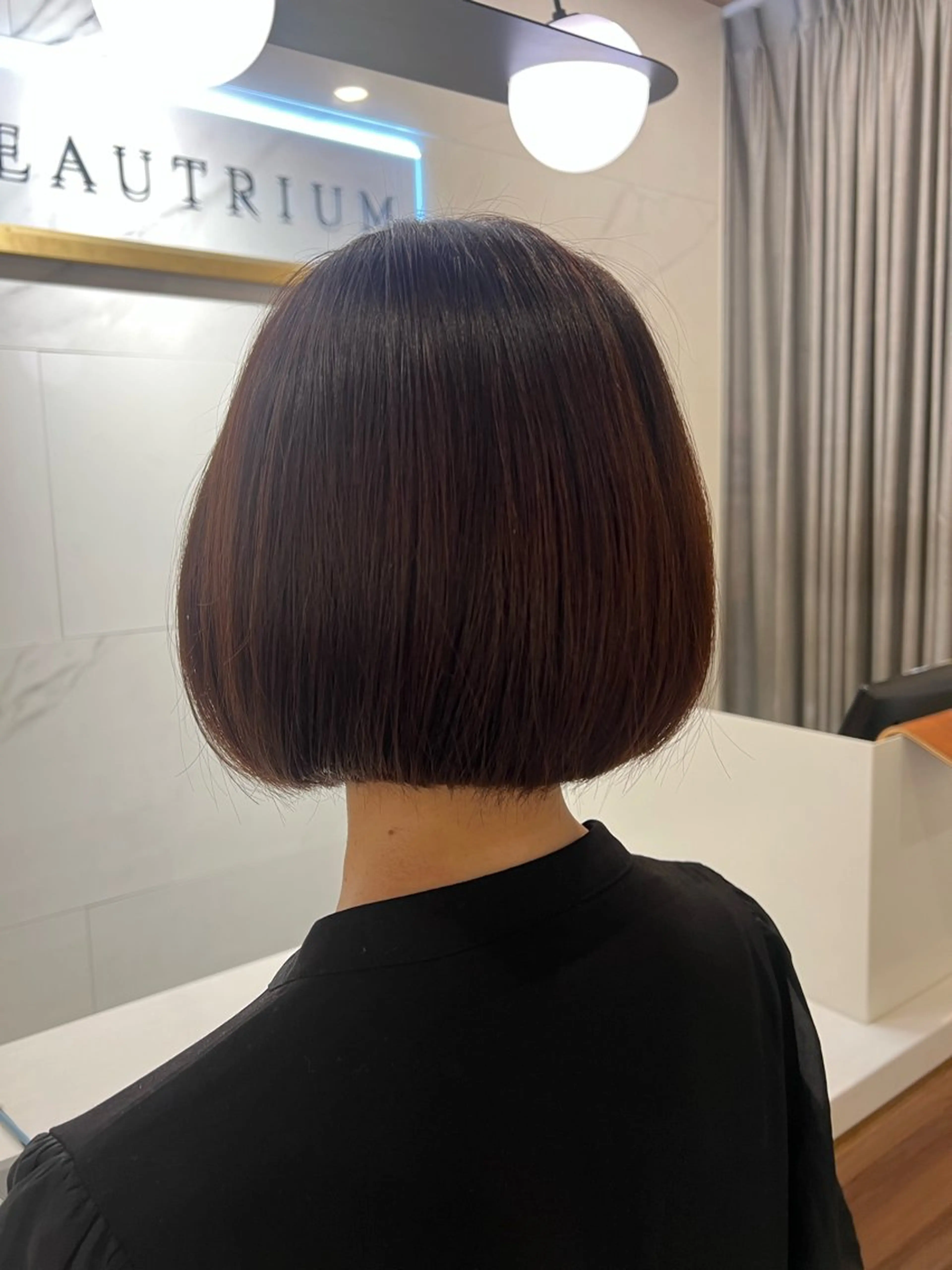 ショート 村中 逸紀のヘアスタイル