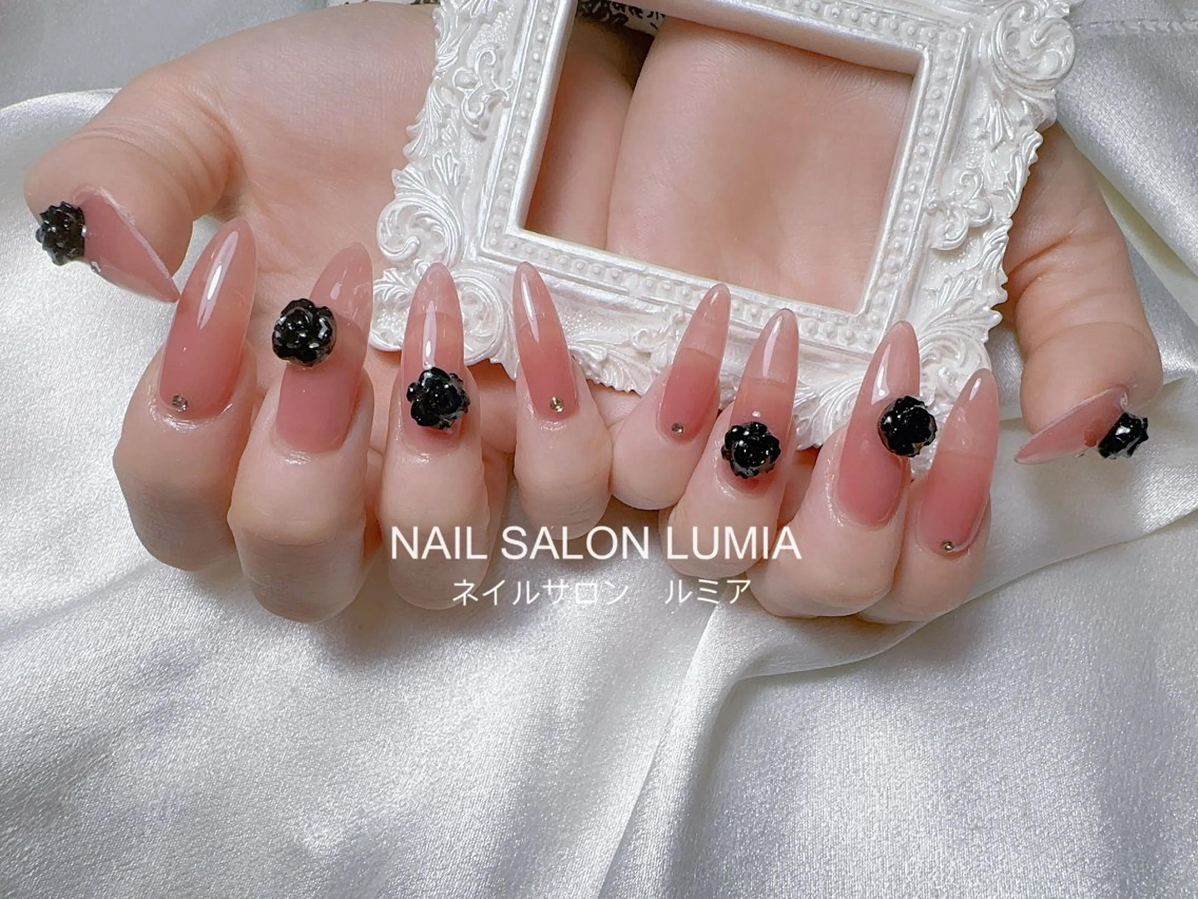 ネイル ハンドネイル ネイルサロン ルミア Lumia 店長のネイルデザイン