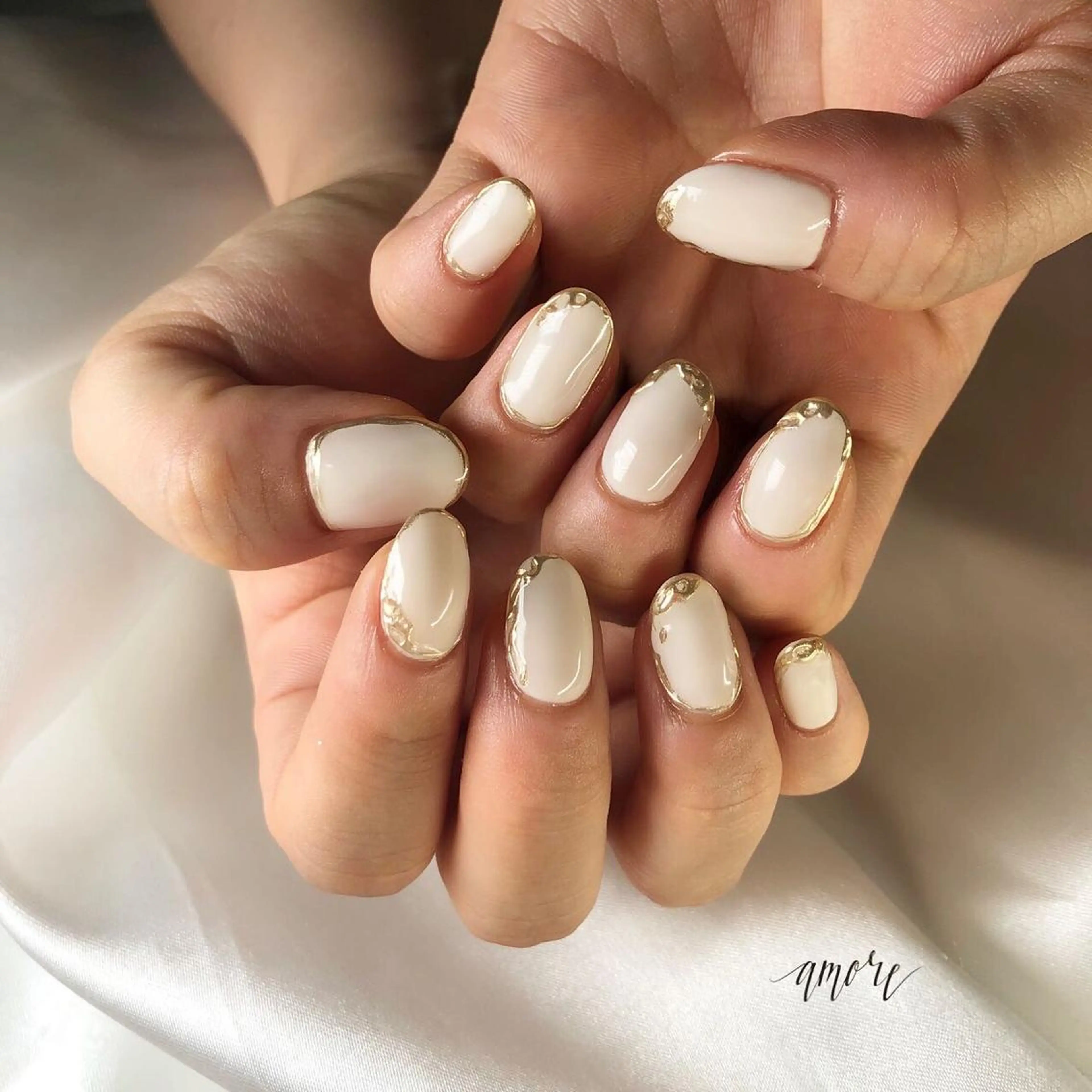 ネイル ジェルネイル 氷ネイル・うるうるネイル マグネットネイル ミラーネイル ニュアンスネイル You kyehwaのネイルデザイン