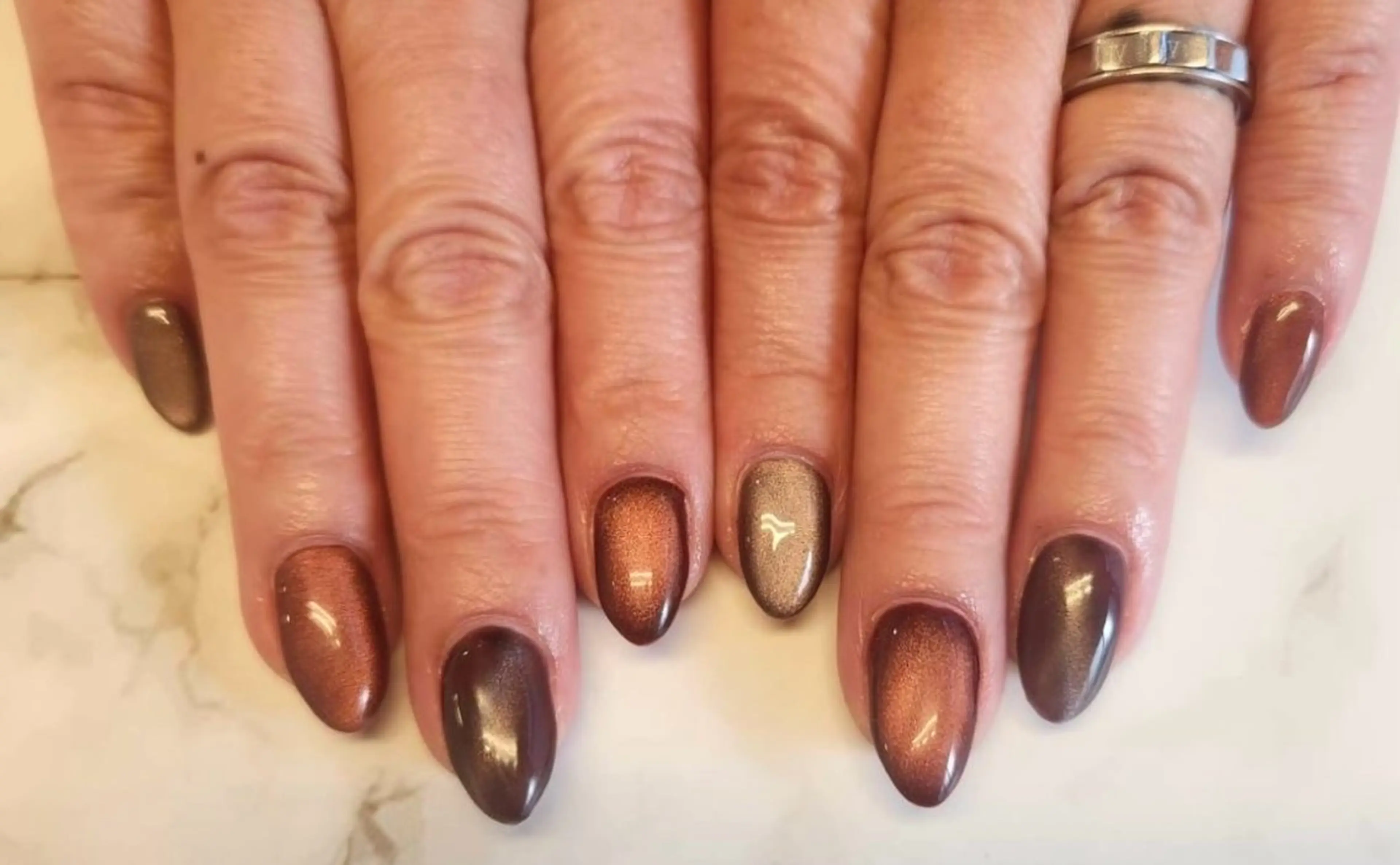 ネイル FIRST 姪浜 Jrネイリスト　aiのネイルデザイン