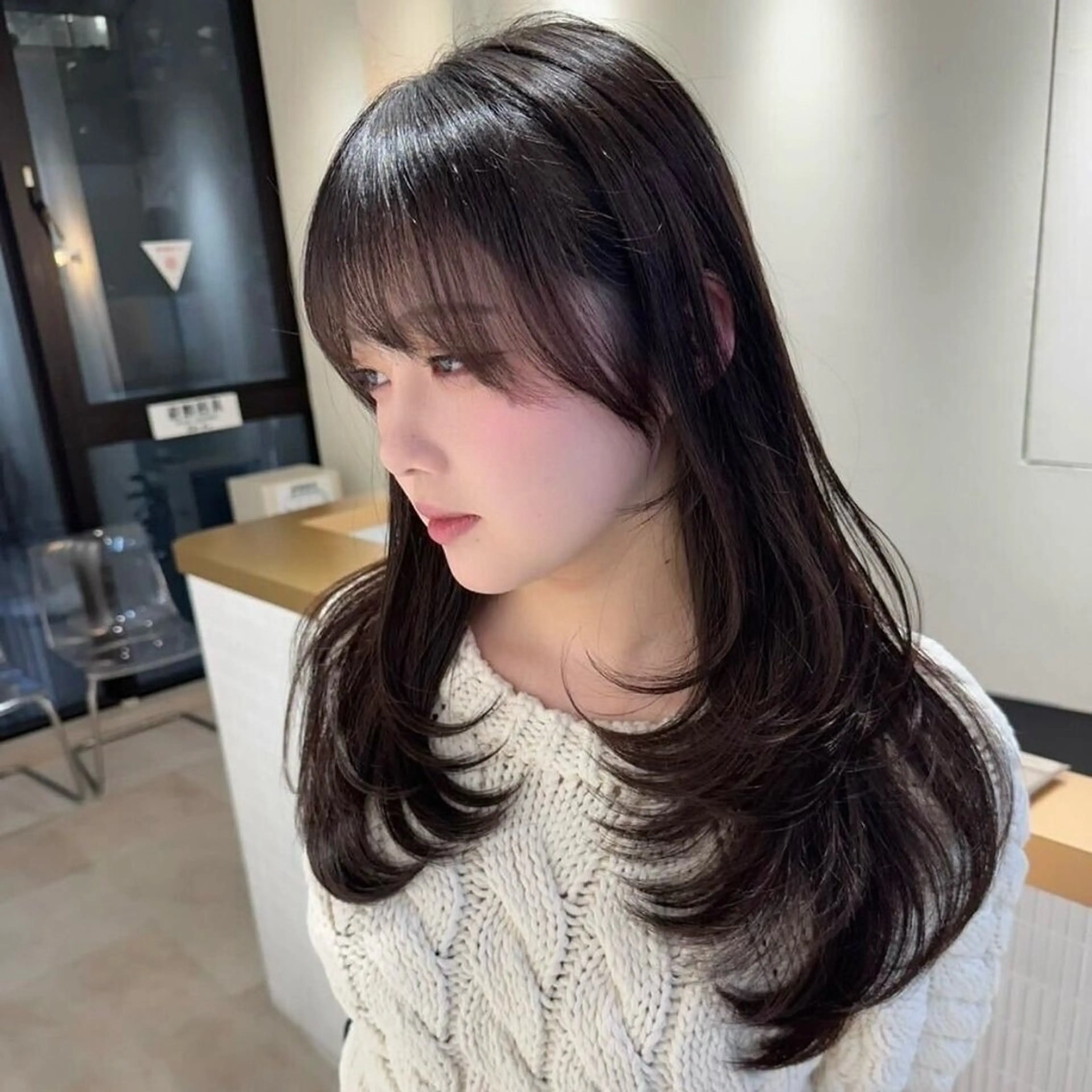 セミロング カラー アッシュ 透明感カラー ダークアッシュ 韓国風ヘア レイヤーカット カット ヘアカラー トリートメント 似合わせレイヤー× 艶髪矯正✨NOJIのヘアスタイル